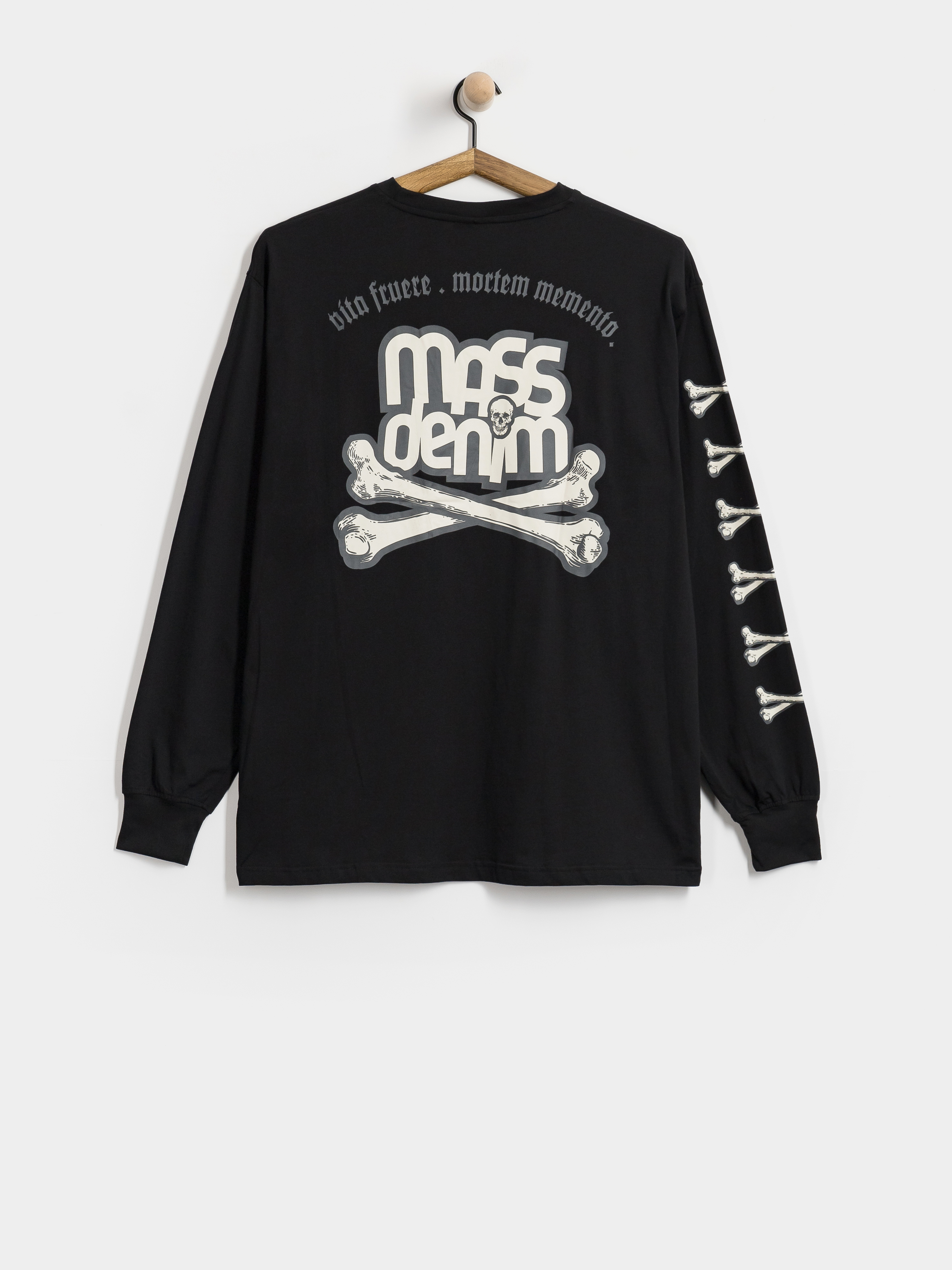 Hosszú ujjú felső MassDnm Skull (black)