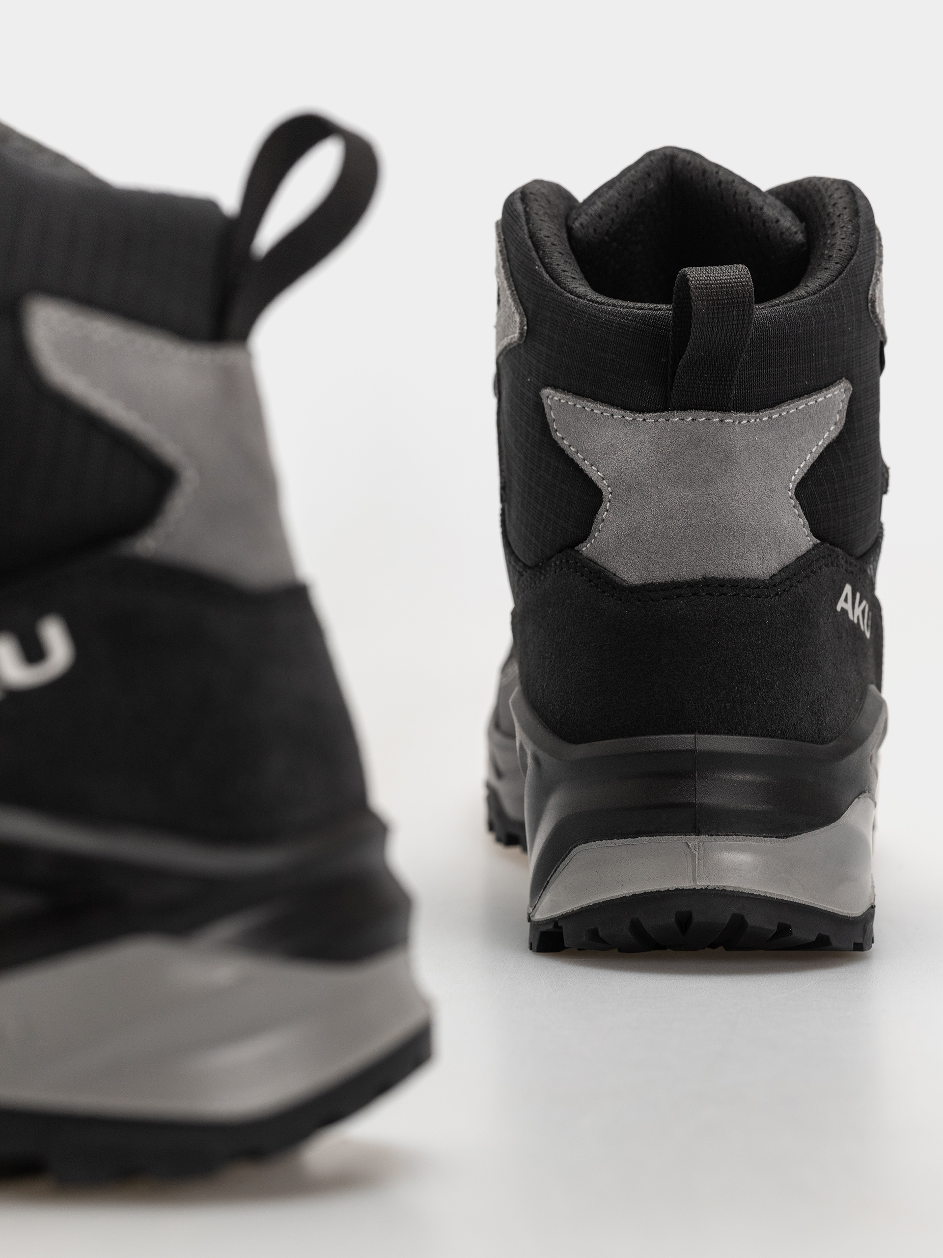 AKU Adapta Light GTX Cipők (black/grey)