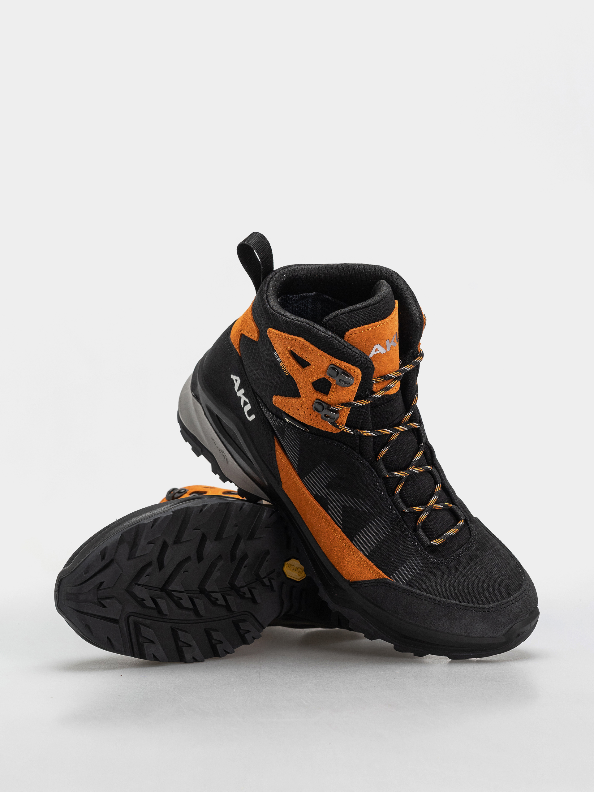AKU Adapta Light GTX Cipők (black/orange)