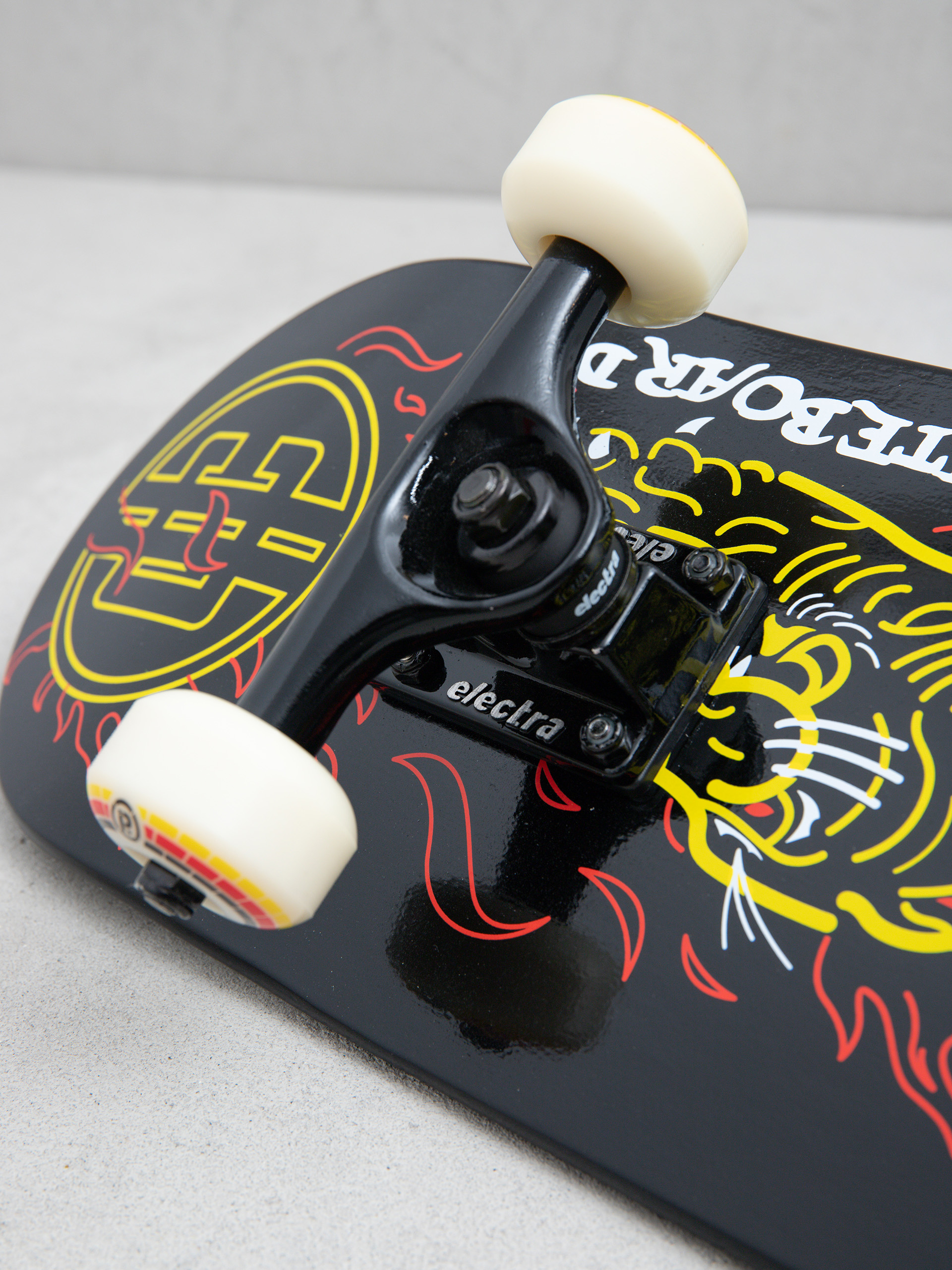 Cartel Skateboards Tiger Komplett gördeszka (black)