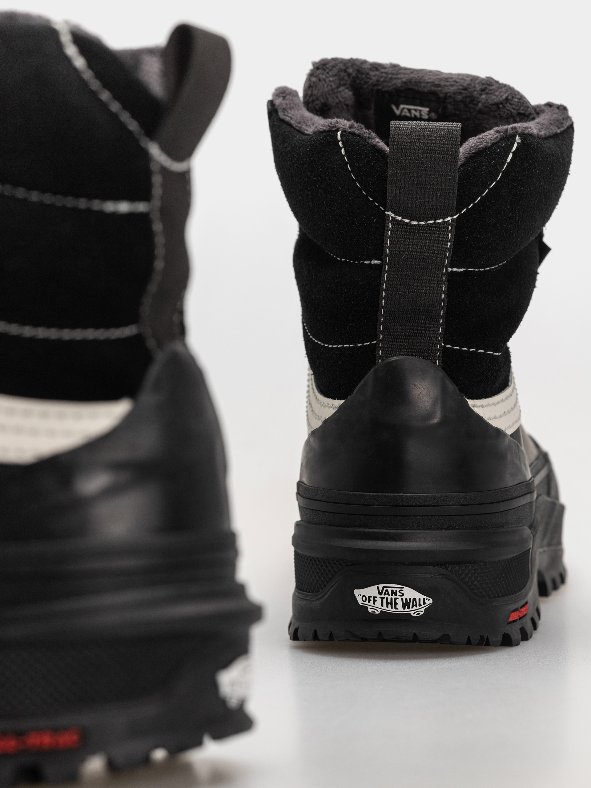 Vans Standard Mid 2.0 Mte Cipők (black/white)