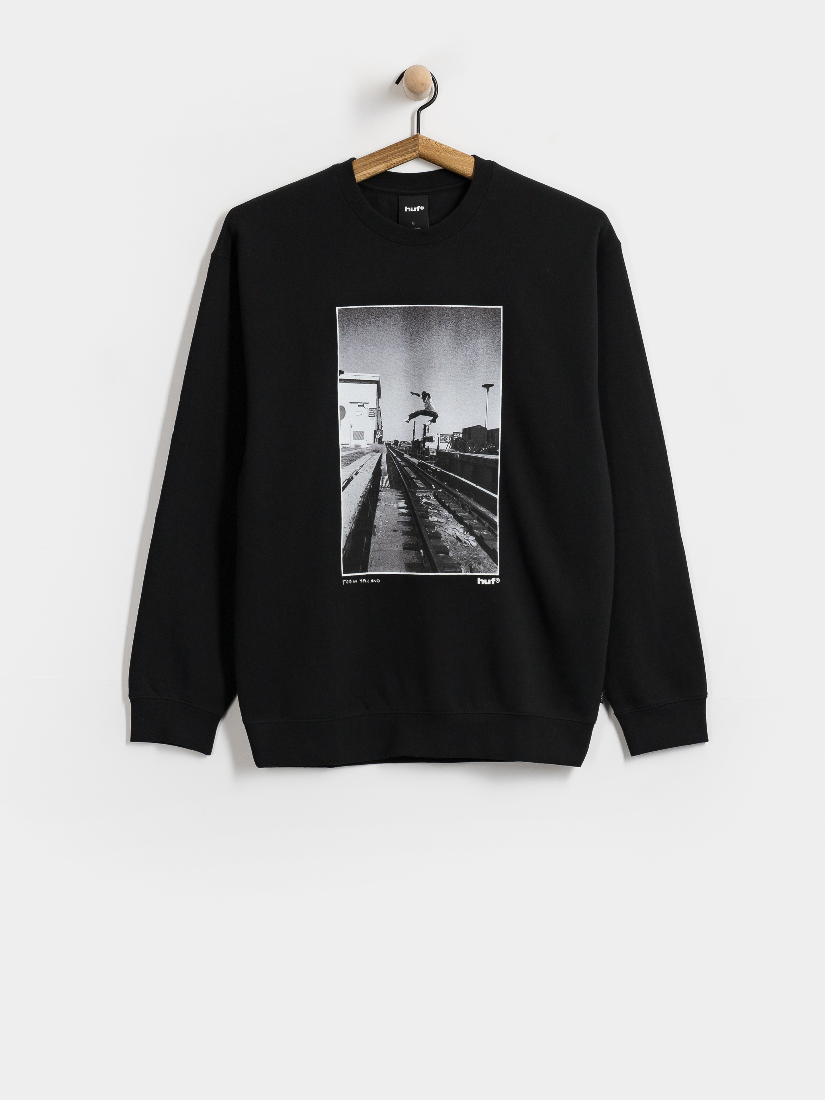 Pulóver HUF Taking The Leap (black)