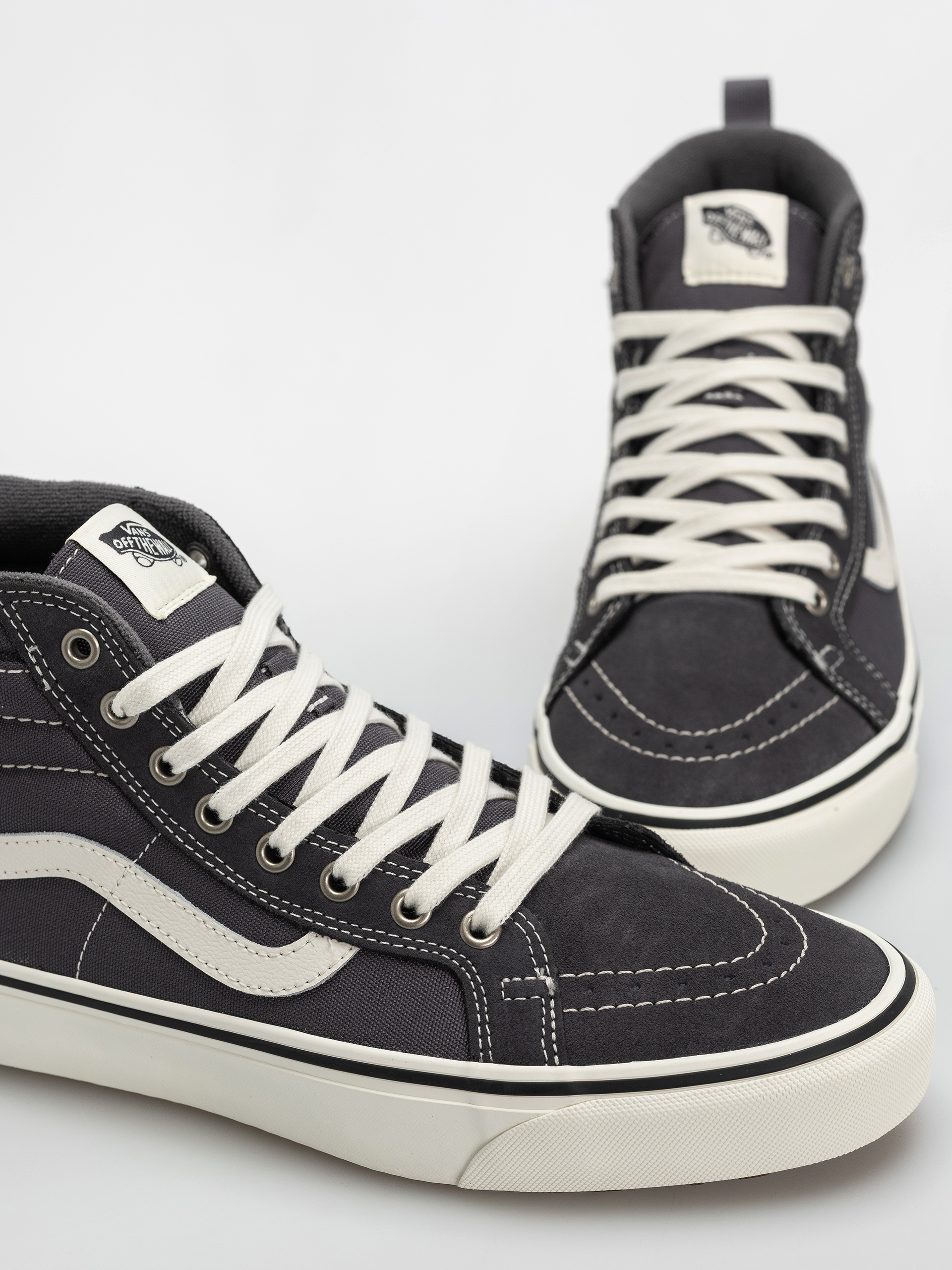 Vans Sk8 Hi Insulated Cipők (asphalt)