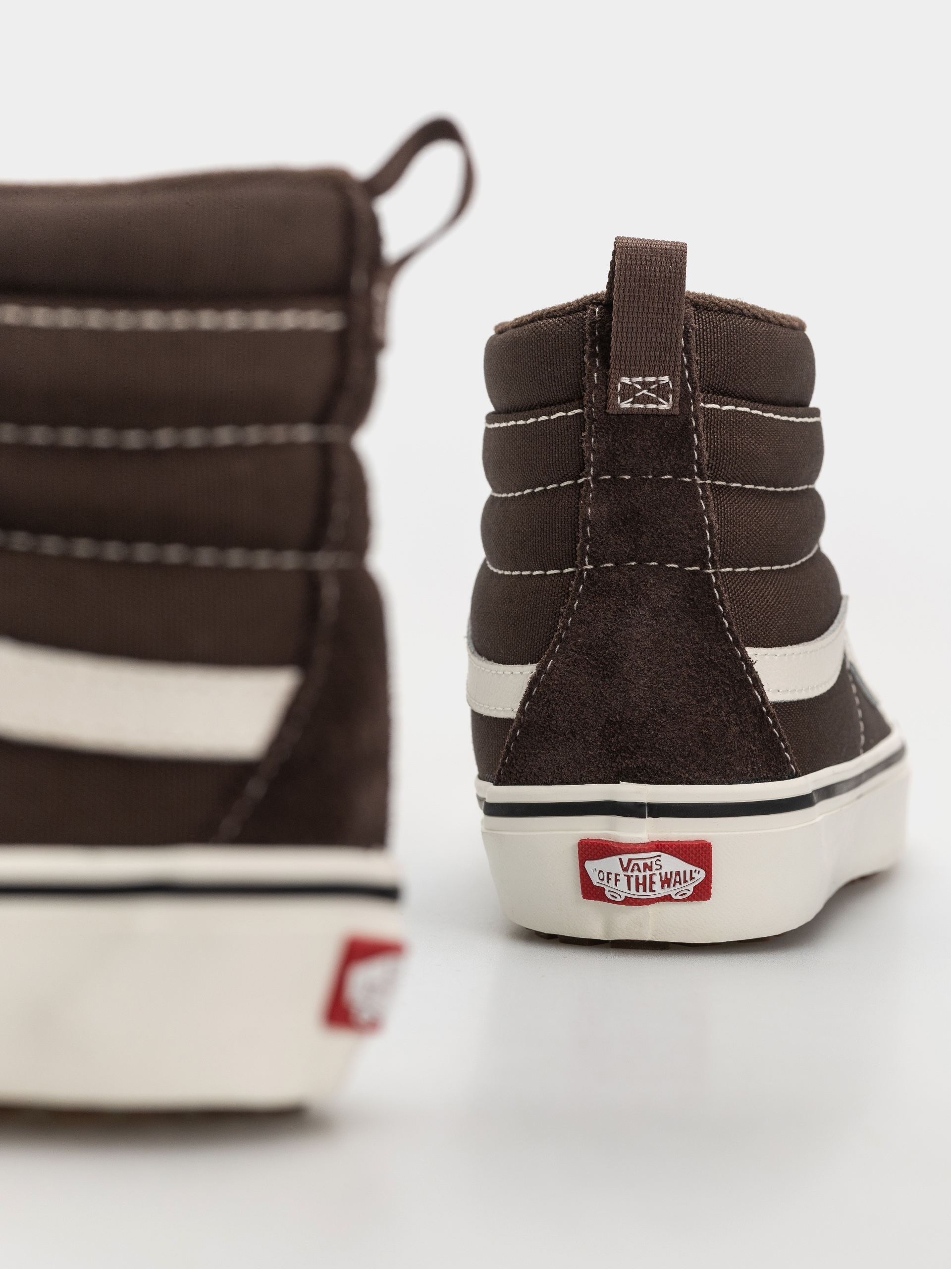 Vans Sk8 Hi Insulated Cipők (demitasse)