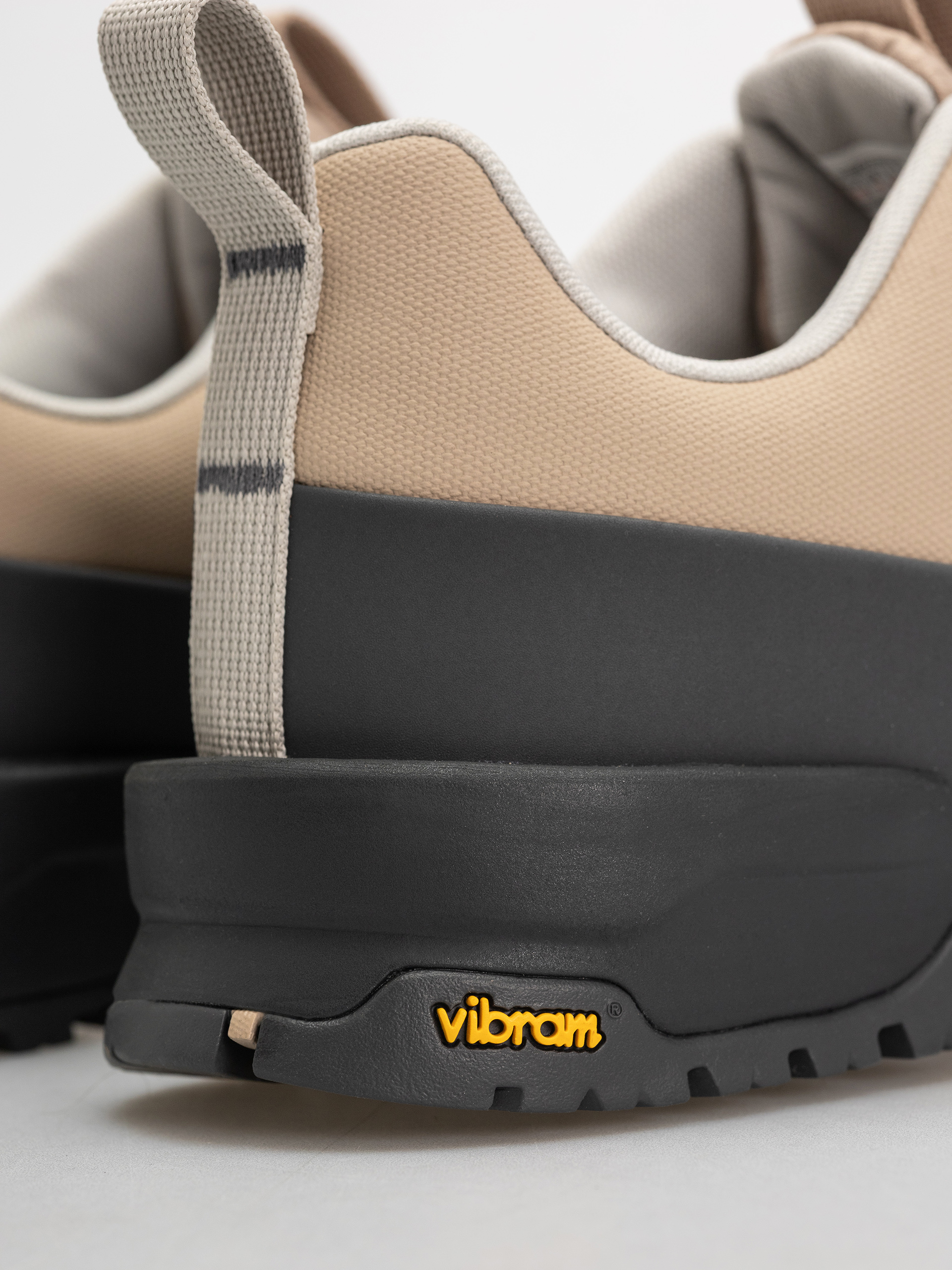 Cipők The North Face Glenclyffe Low Gore Tex (timeless taupe/anthraci)