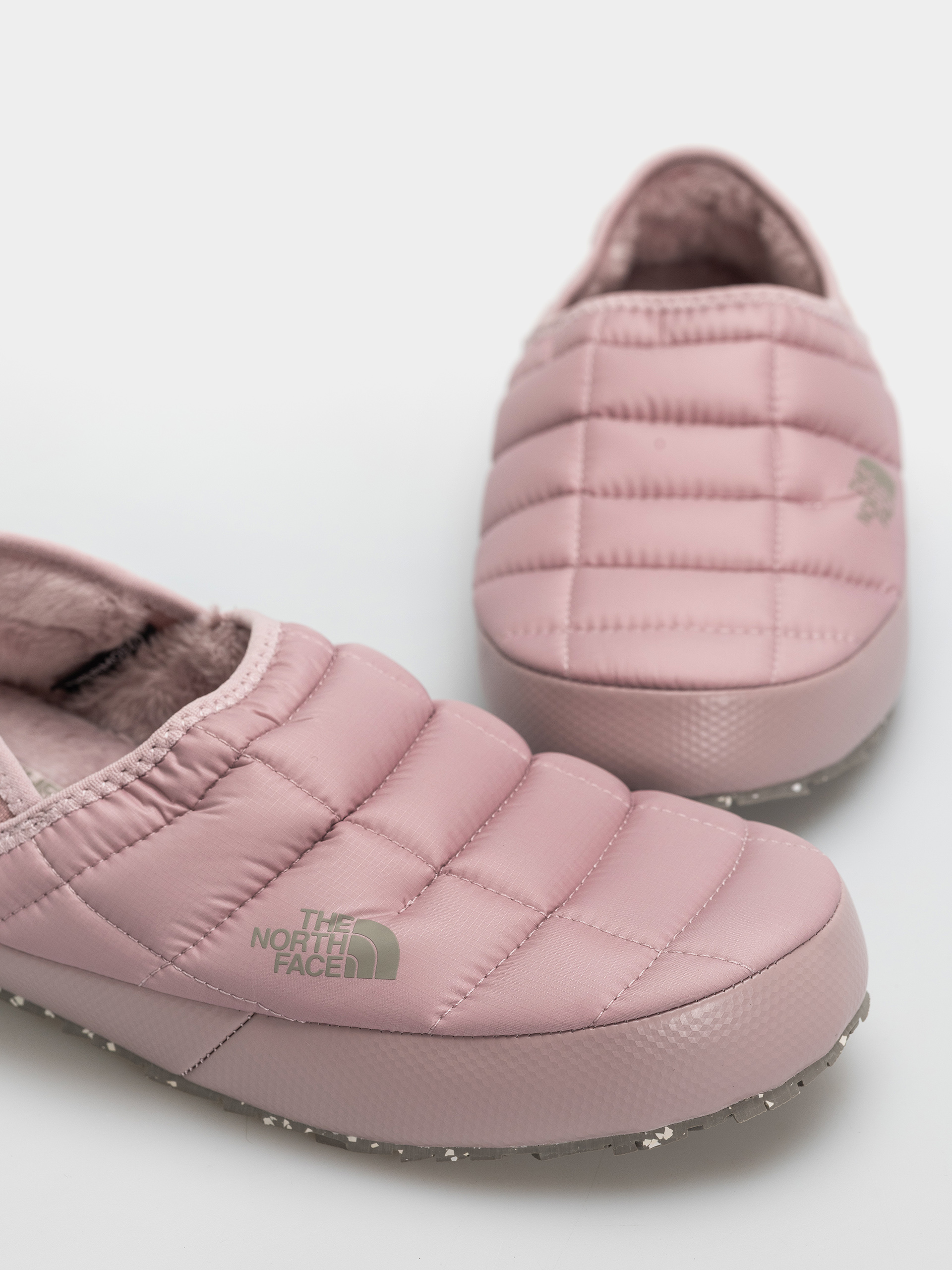 Cipők The North Face Thermoball Traction Mule V Wmn (metal pink/stone slab)