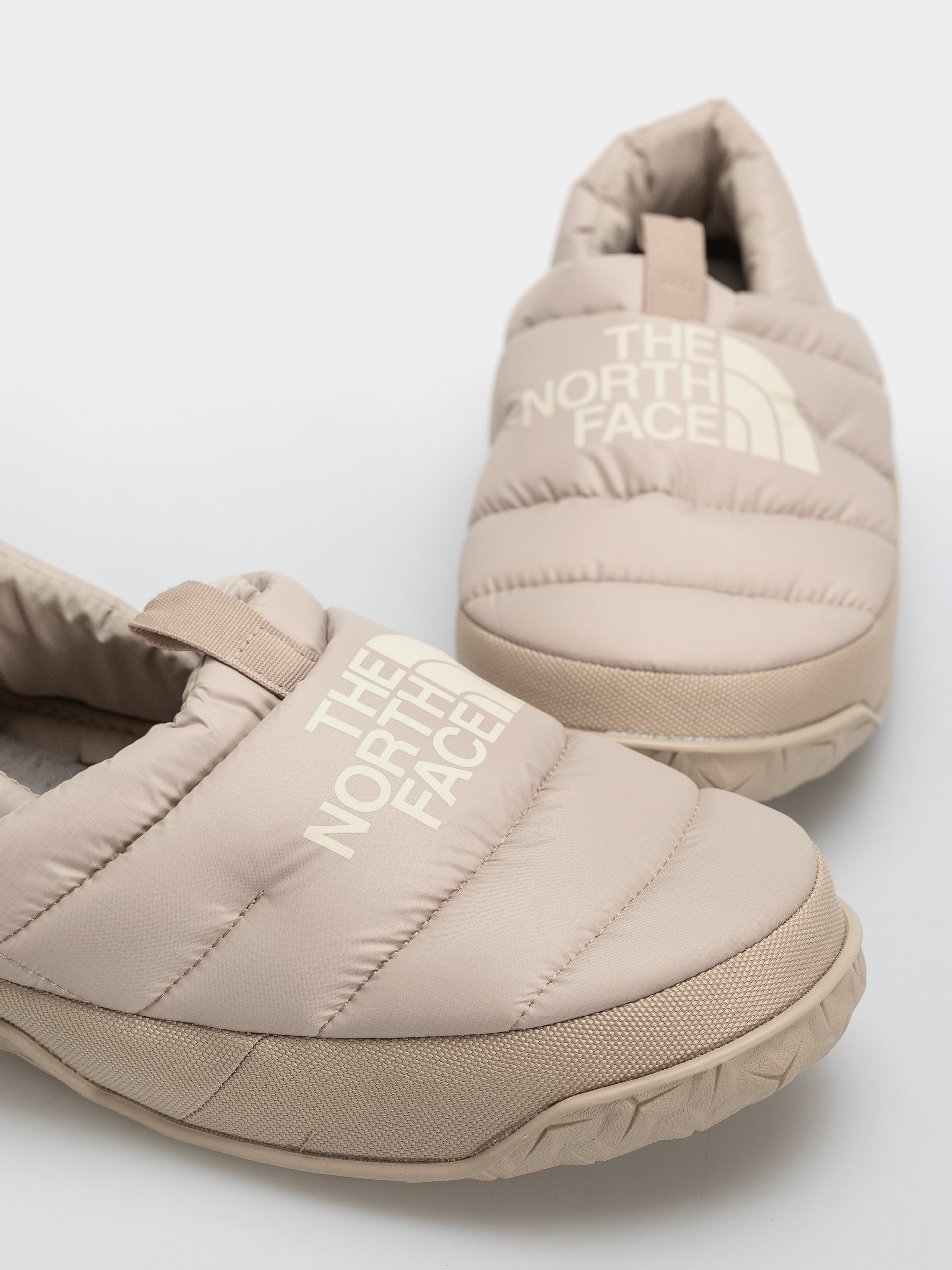 Cipők The North Face Nuptse Mule Wmn (timeless taupe/calacatt)