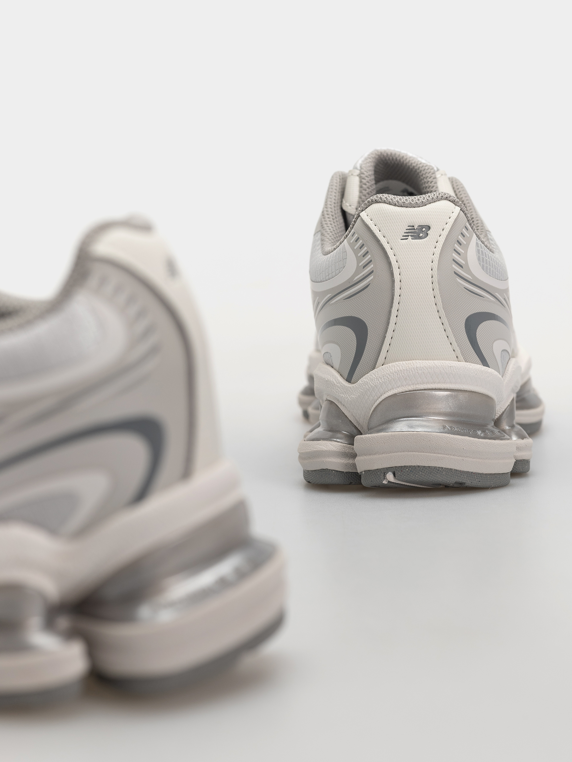 Cipők New Balance 2000 (reflection/grey matter/slate grey)