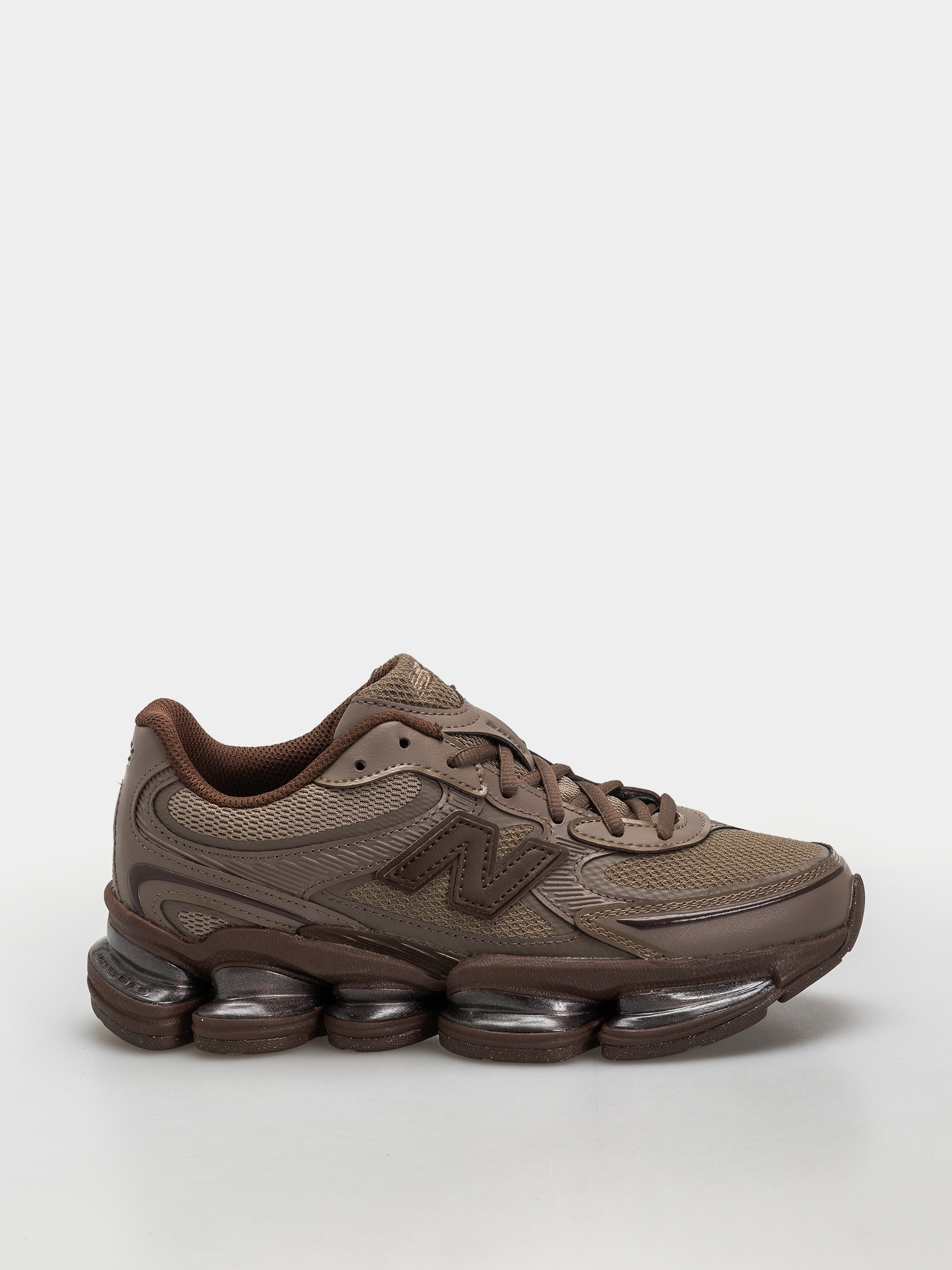 Cipők New Balance 2000 (thunder brown/pumpernickel)