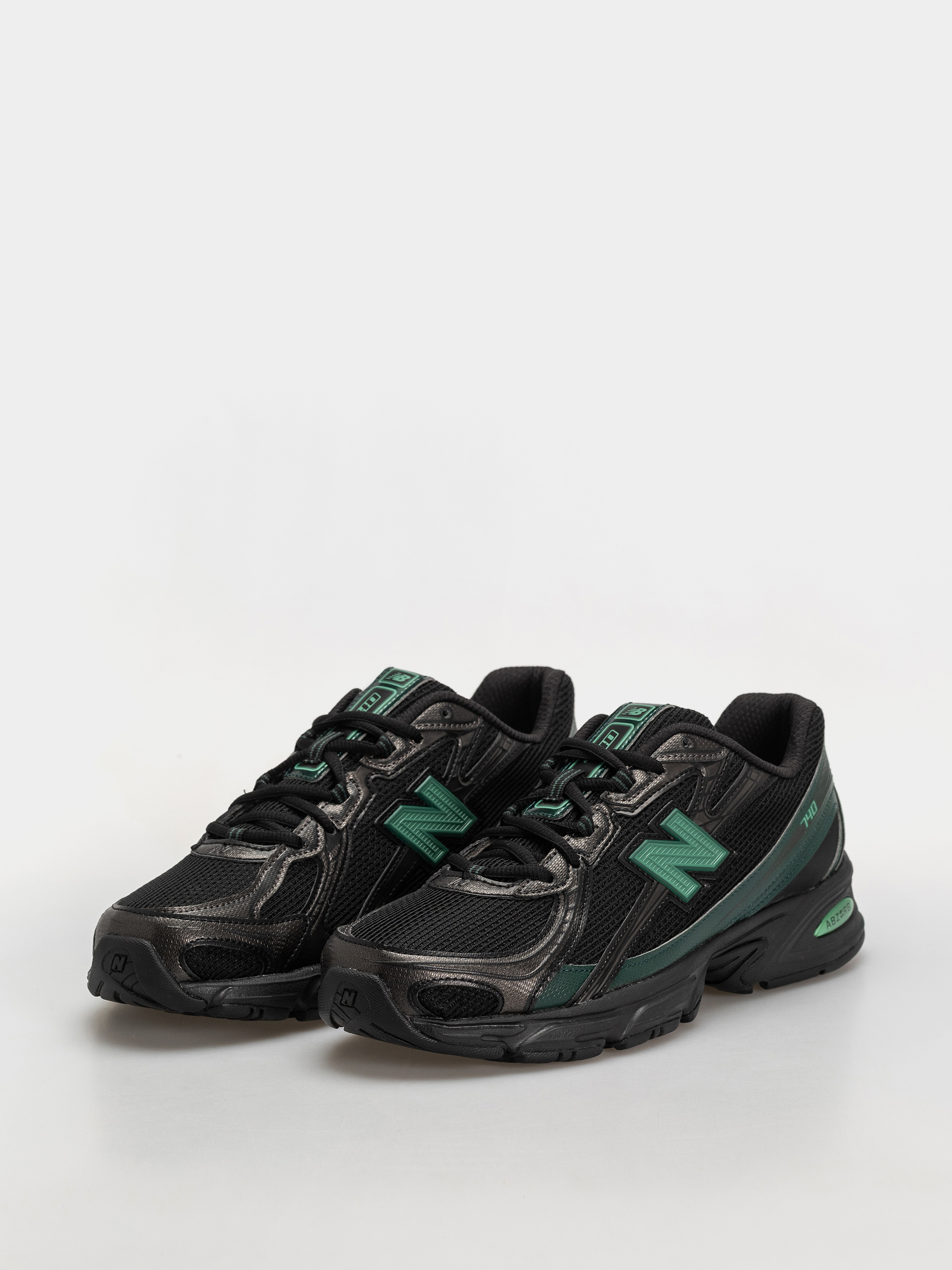 Cipők New Balance 740 (black/nordic green)