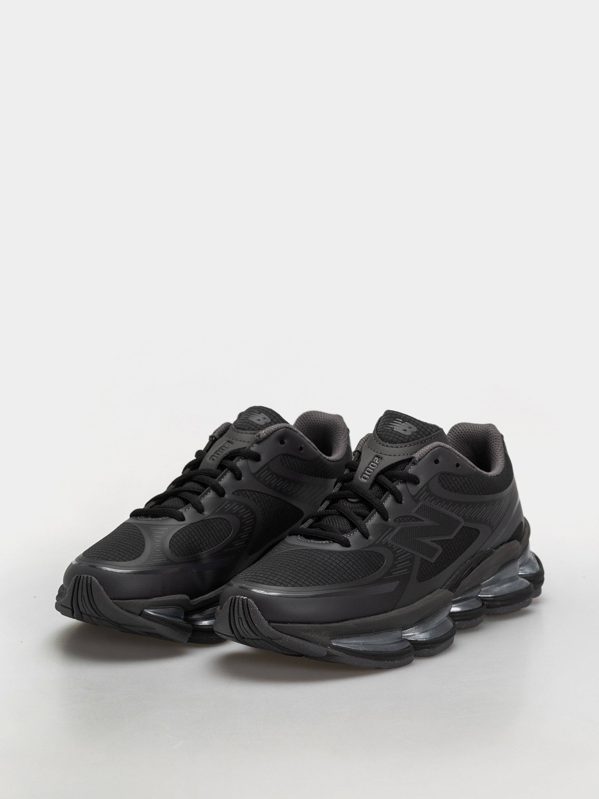 New Balance 2000 Cipők (black/black cement/magnet)