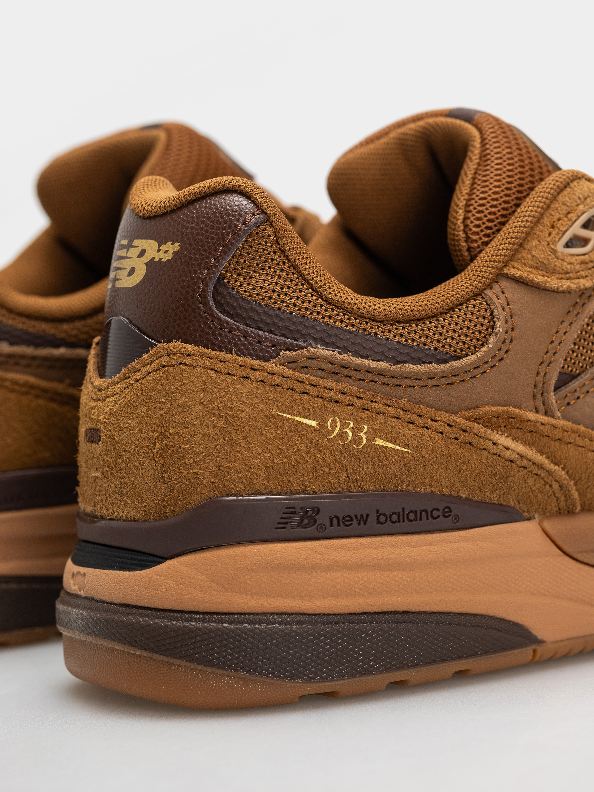 Cipők New Balance 933 (breakfast tea/pumpernickel)