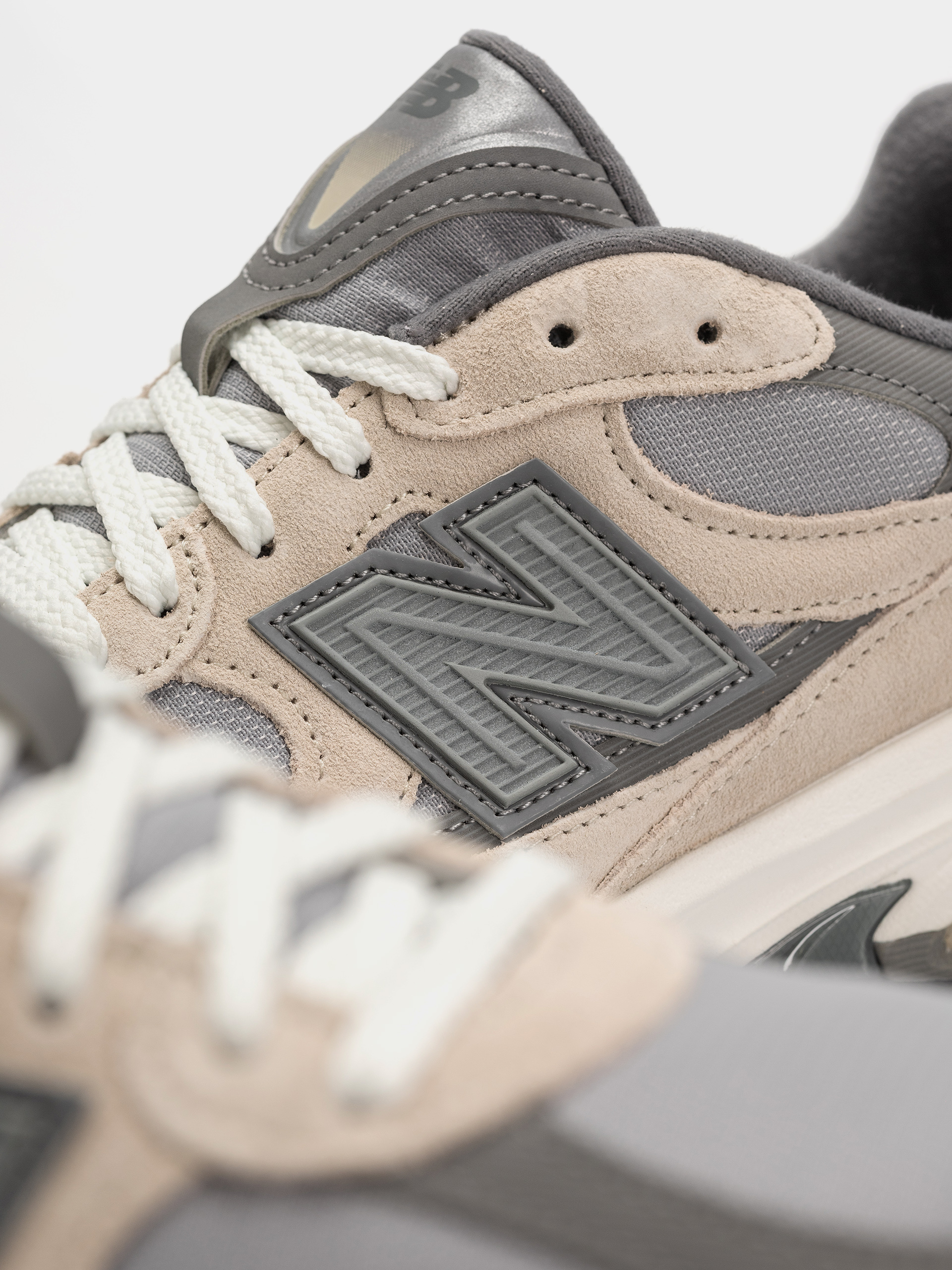 Cipők New Balance 2010 (timberwolf/harbor grey)
