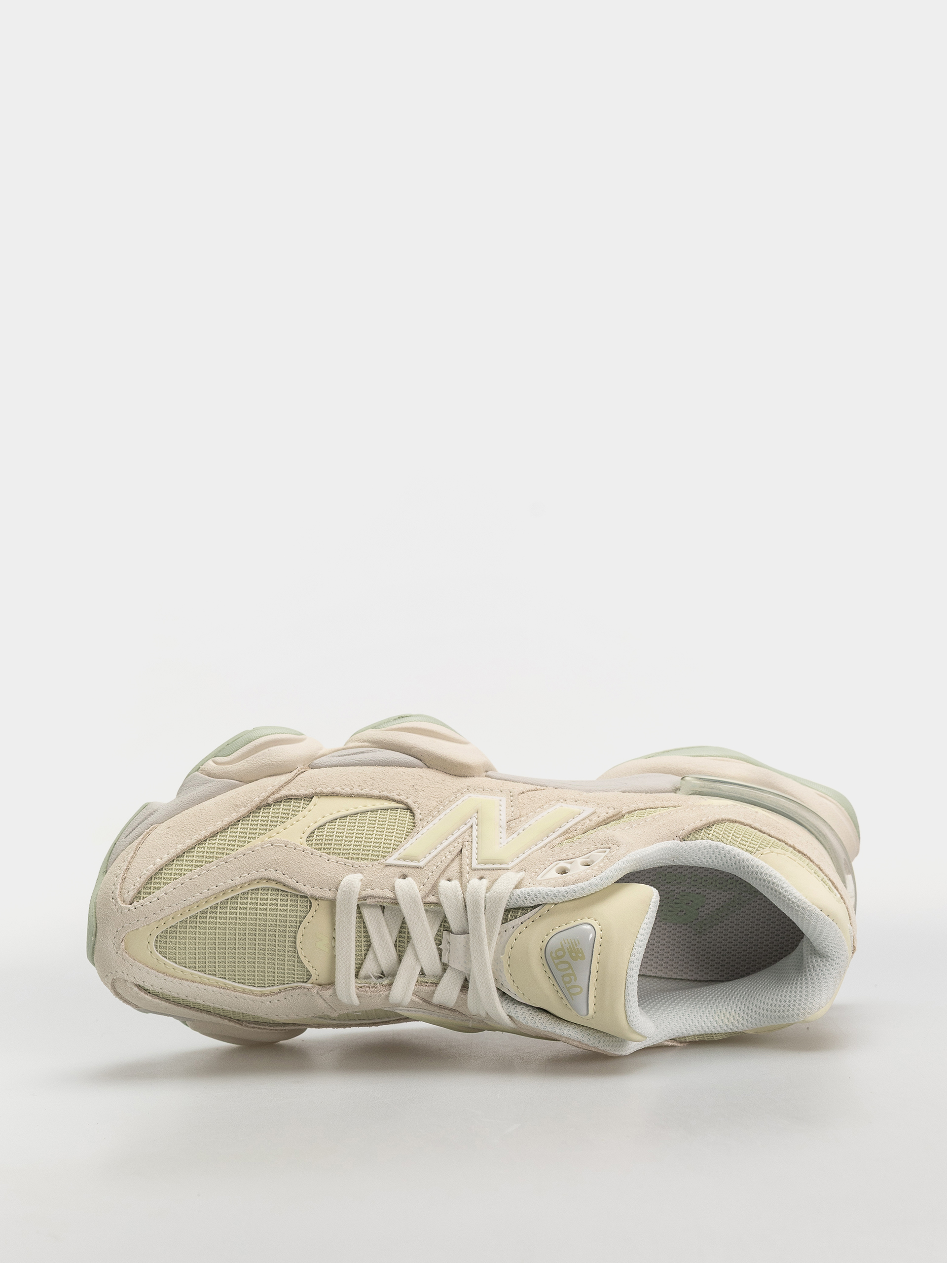 Cipők New Balance 9060 (pistachio butter/angora)