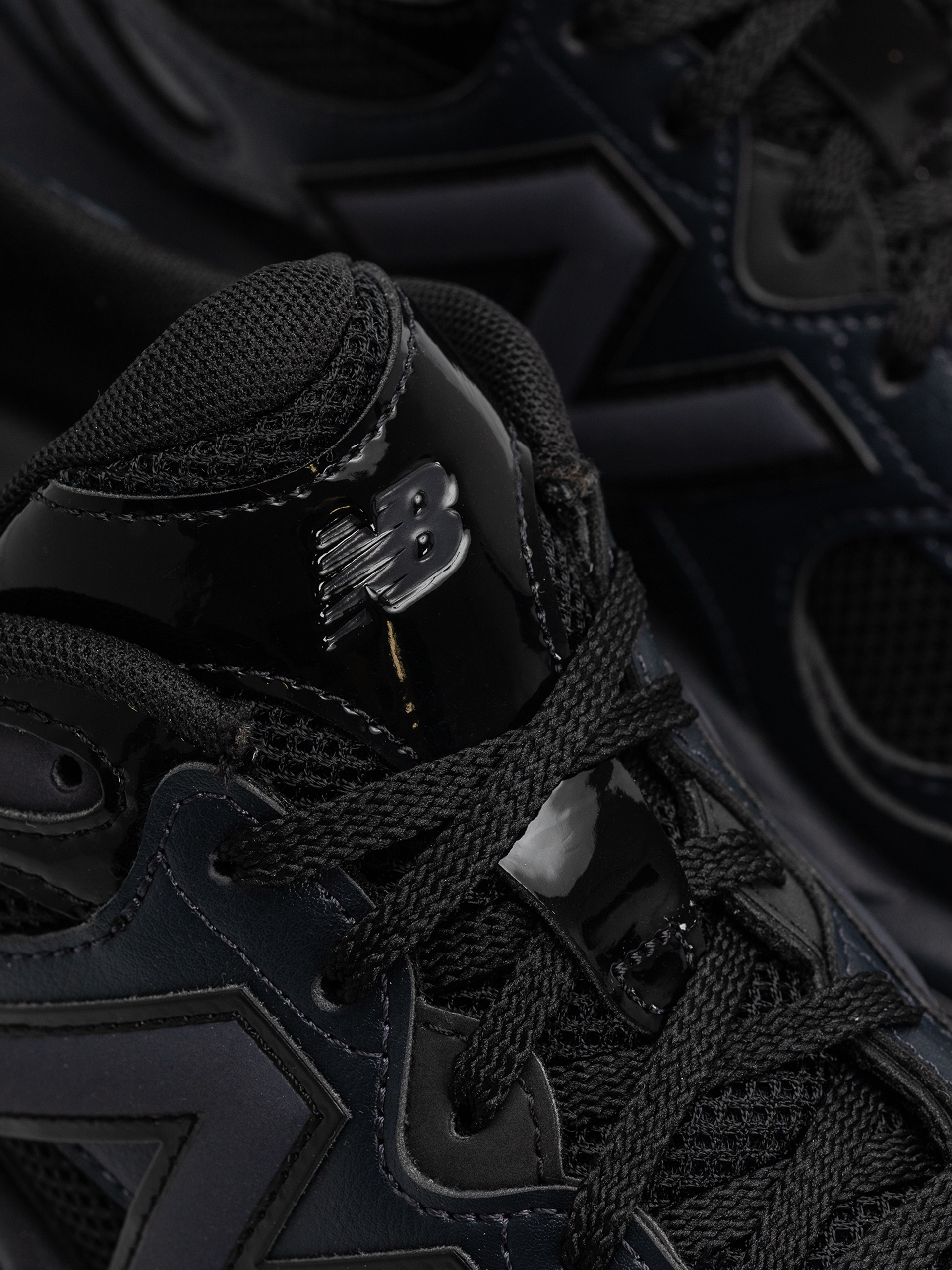 Cipők New Balance 983 (black/dark night)