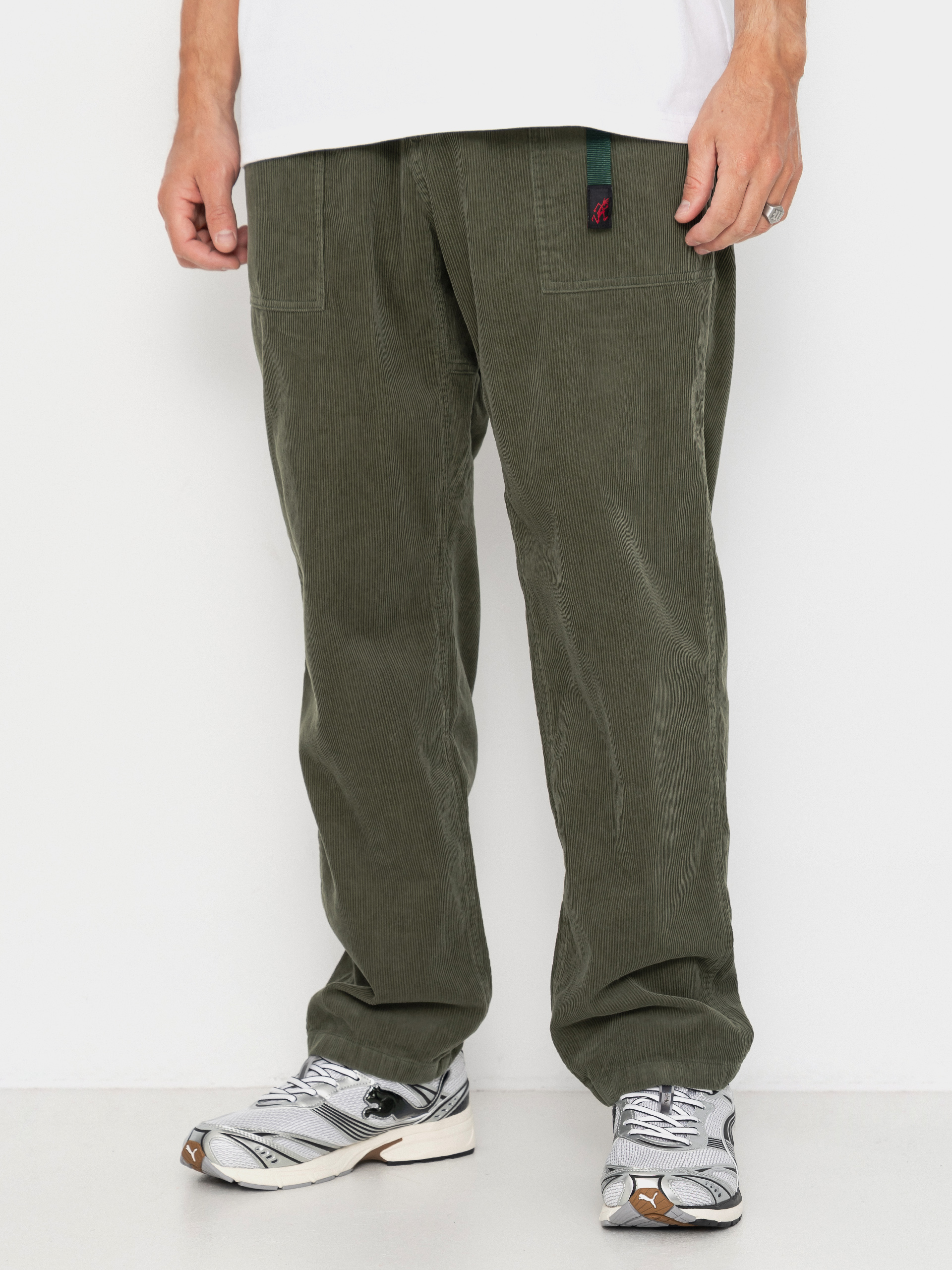Gramicci Corduroy Loose Tapered Ridge Kisnadrág (toned olive)