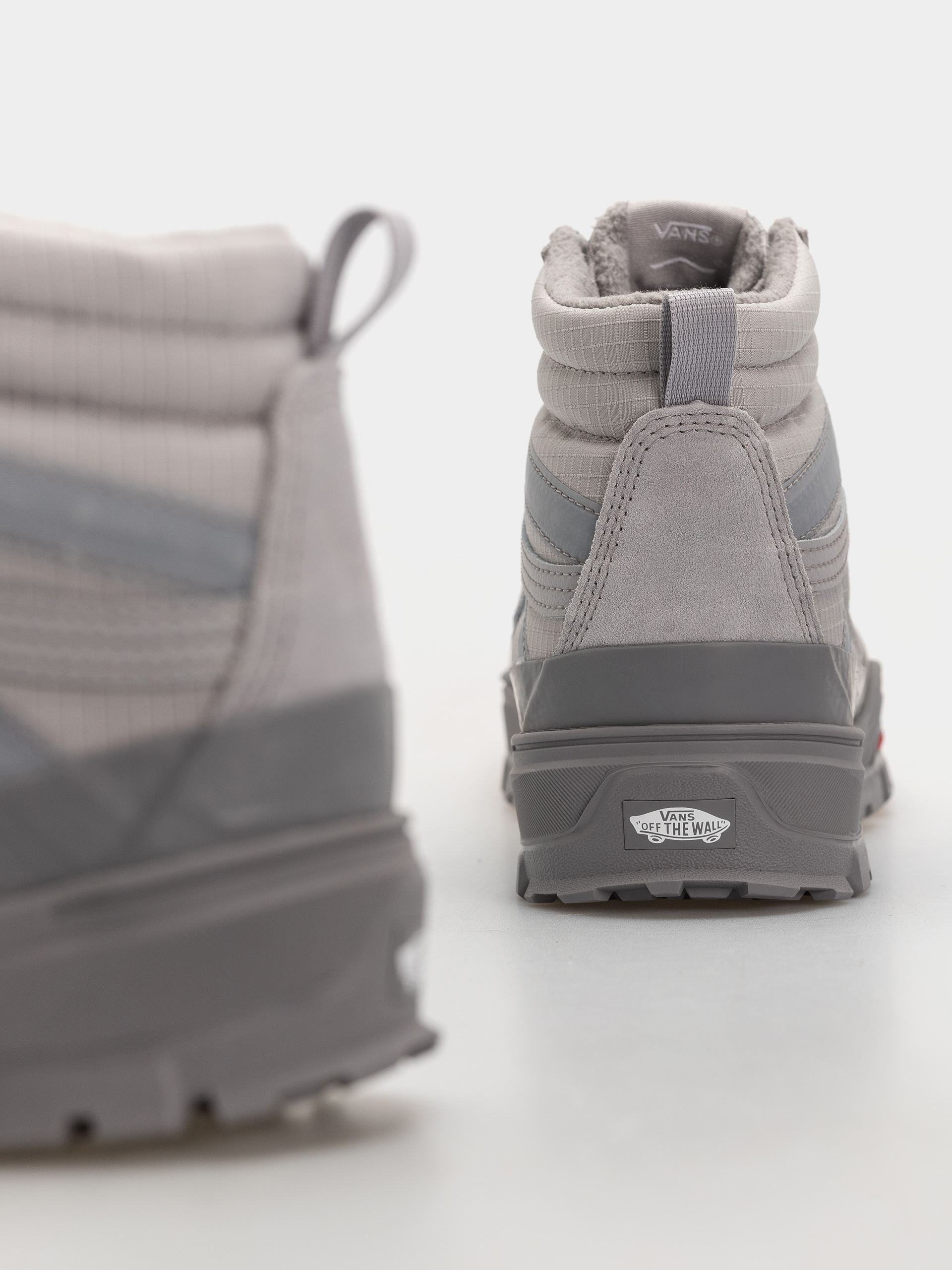 Vans Sk8 Hi Gore Tex Insulated Mte Cipők (light grey)