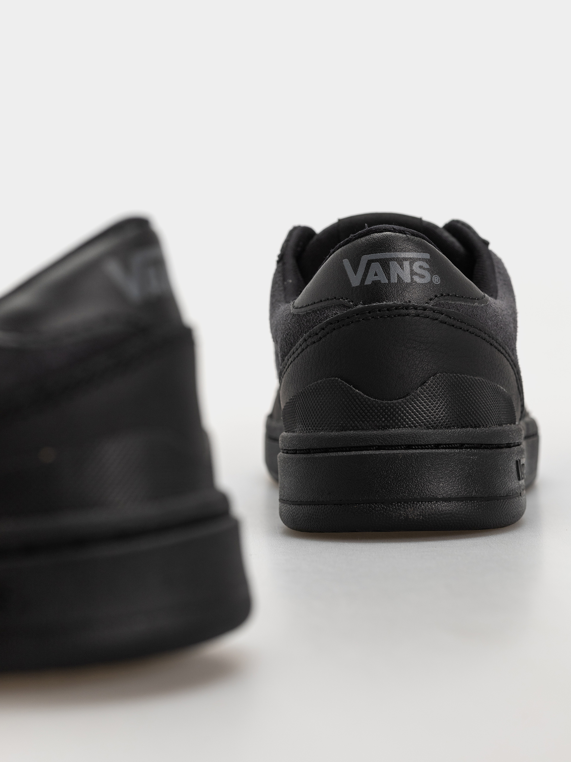 Vans Court Low Cipők (black/gray)