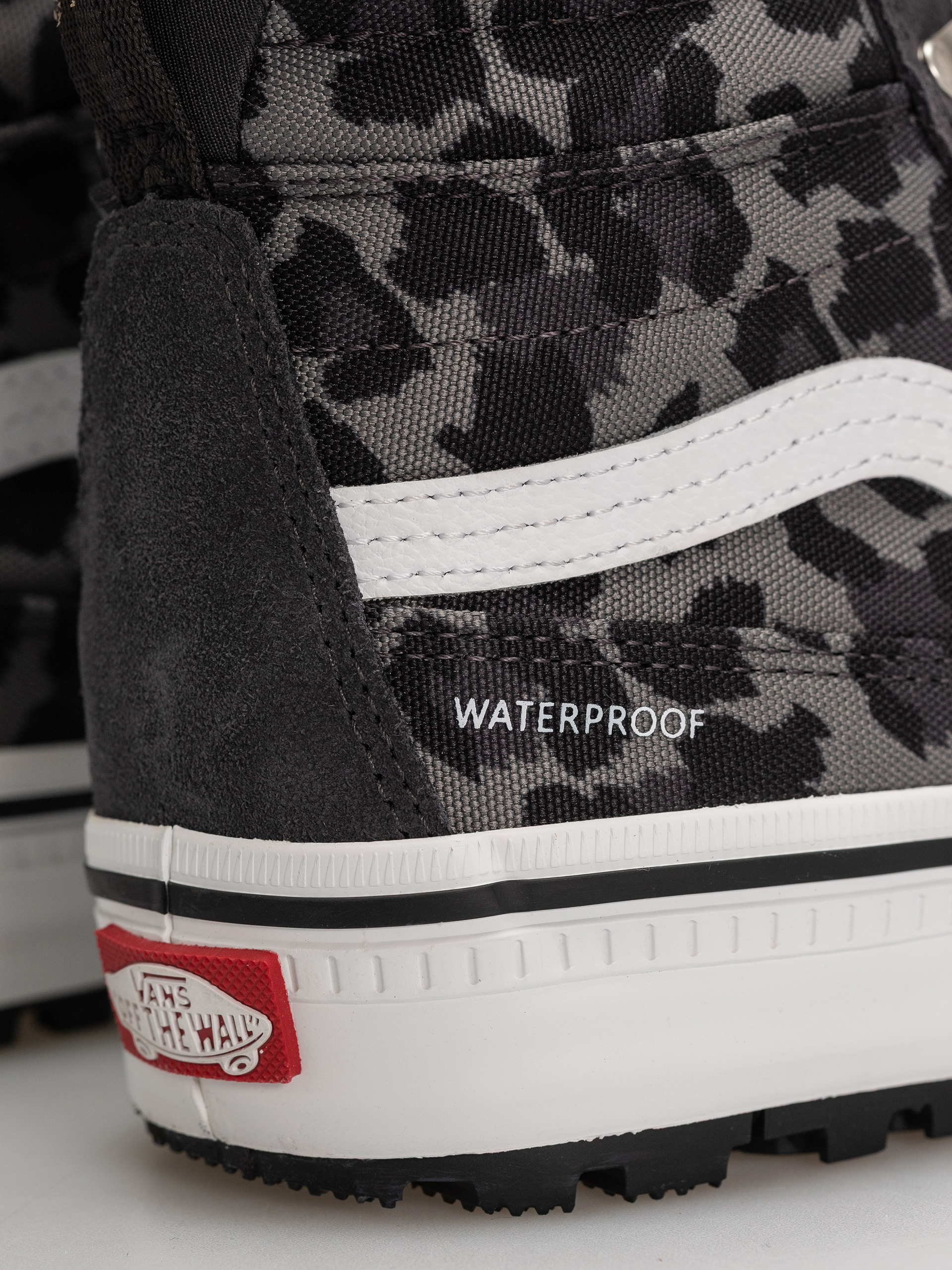 Vans Sk8 Hi Waterproof Insulated Mte Cipők (charcoal grey)