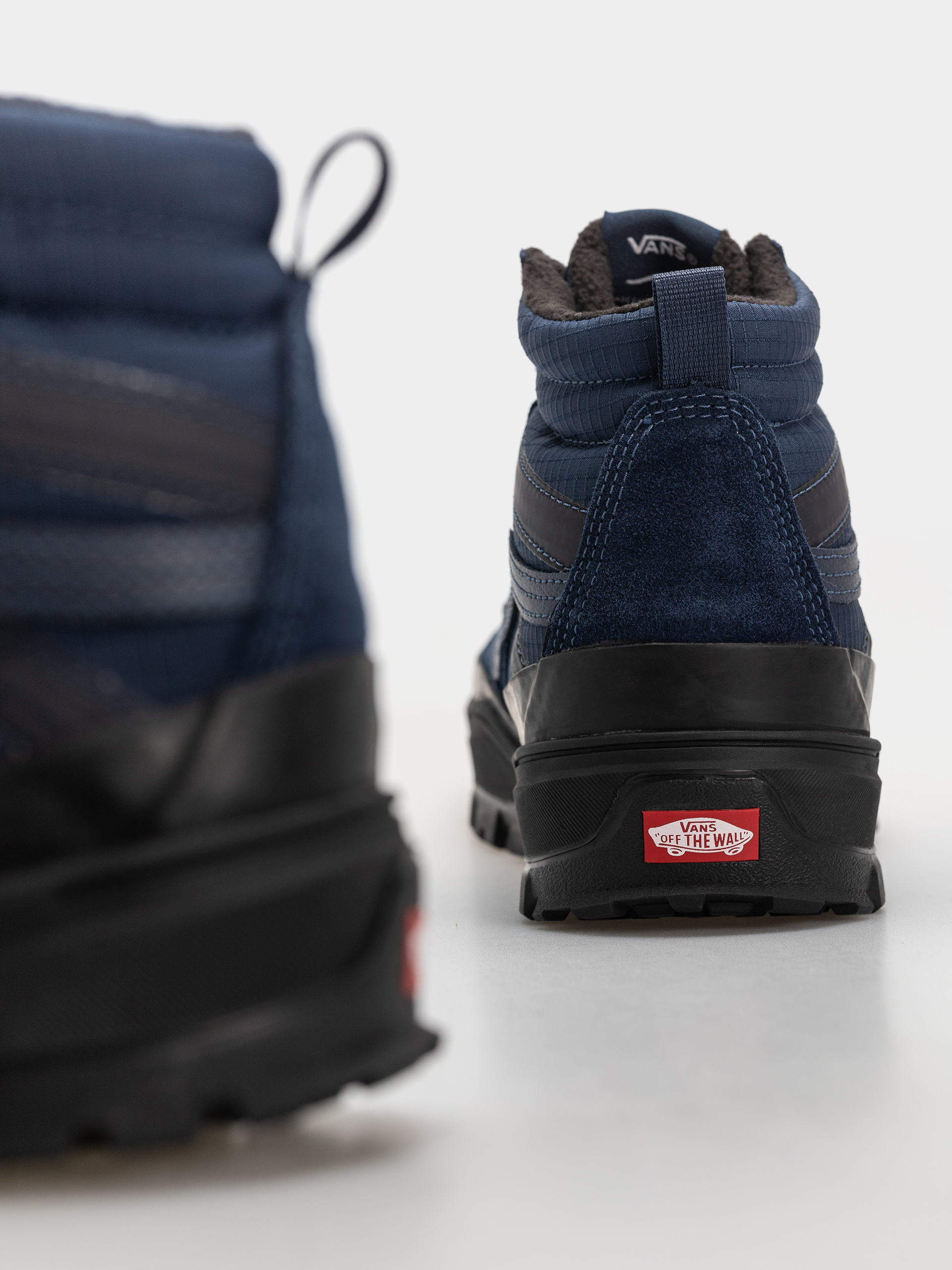 Vans Sk8 Hi Gore Tex Insulated Mte Cipők (true navy)