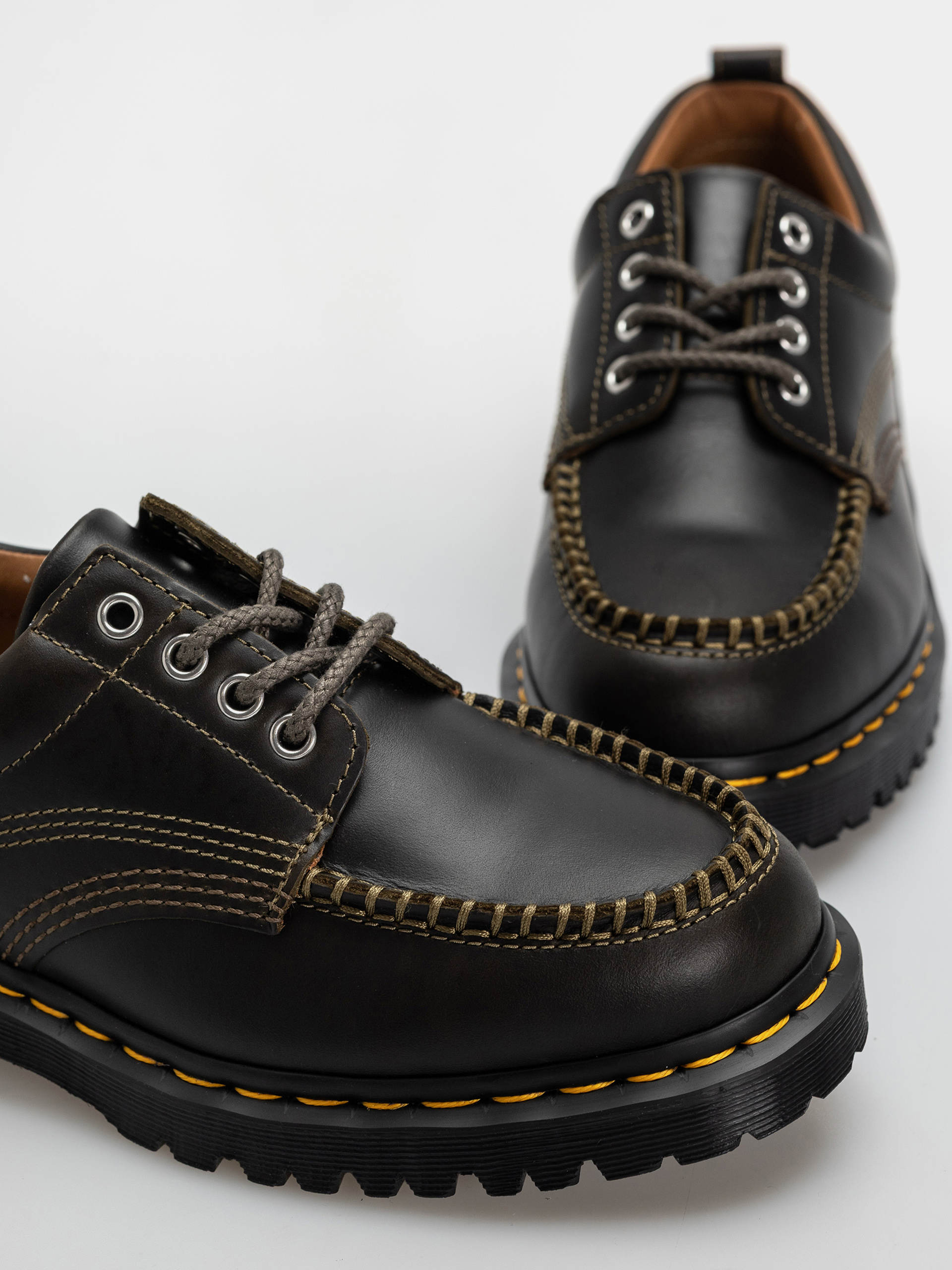 Dr. Martens Lowell Cipők (dms olive)