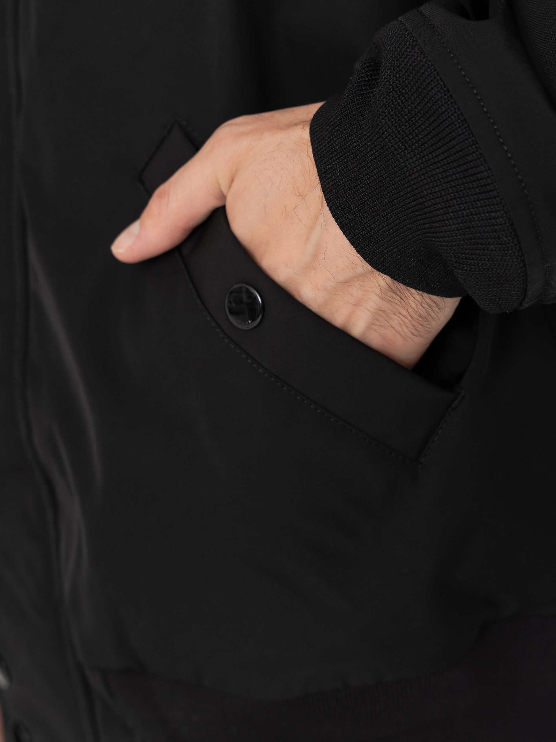 Dzseki OBEY N-2B (black)