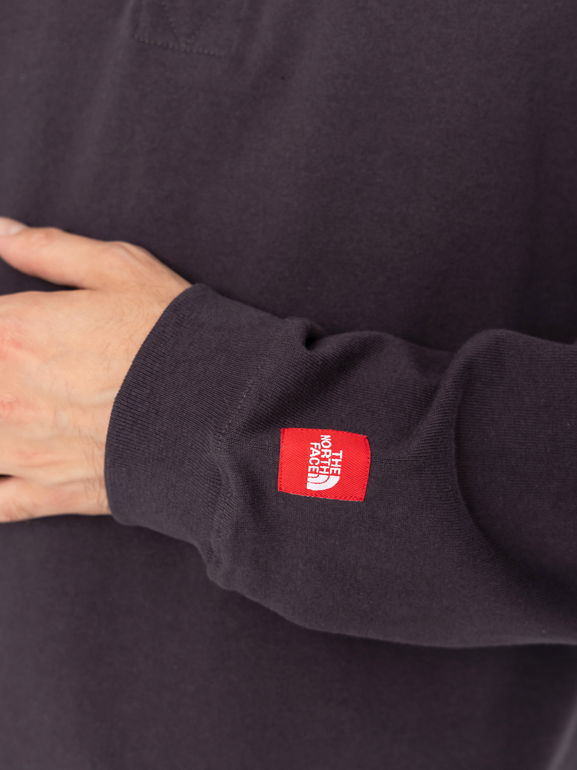 Hosszú ujjú felső The North Face Red Box Rugby (obsidian)