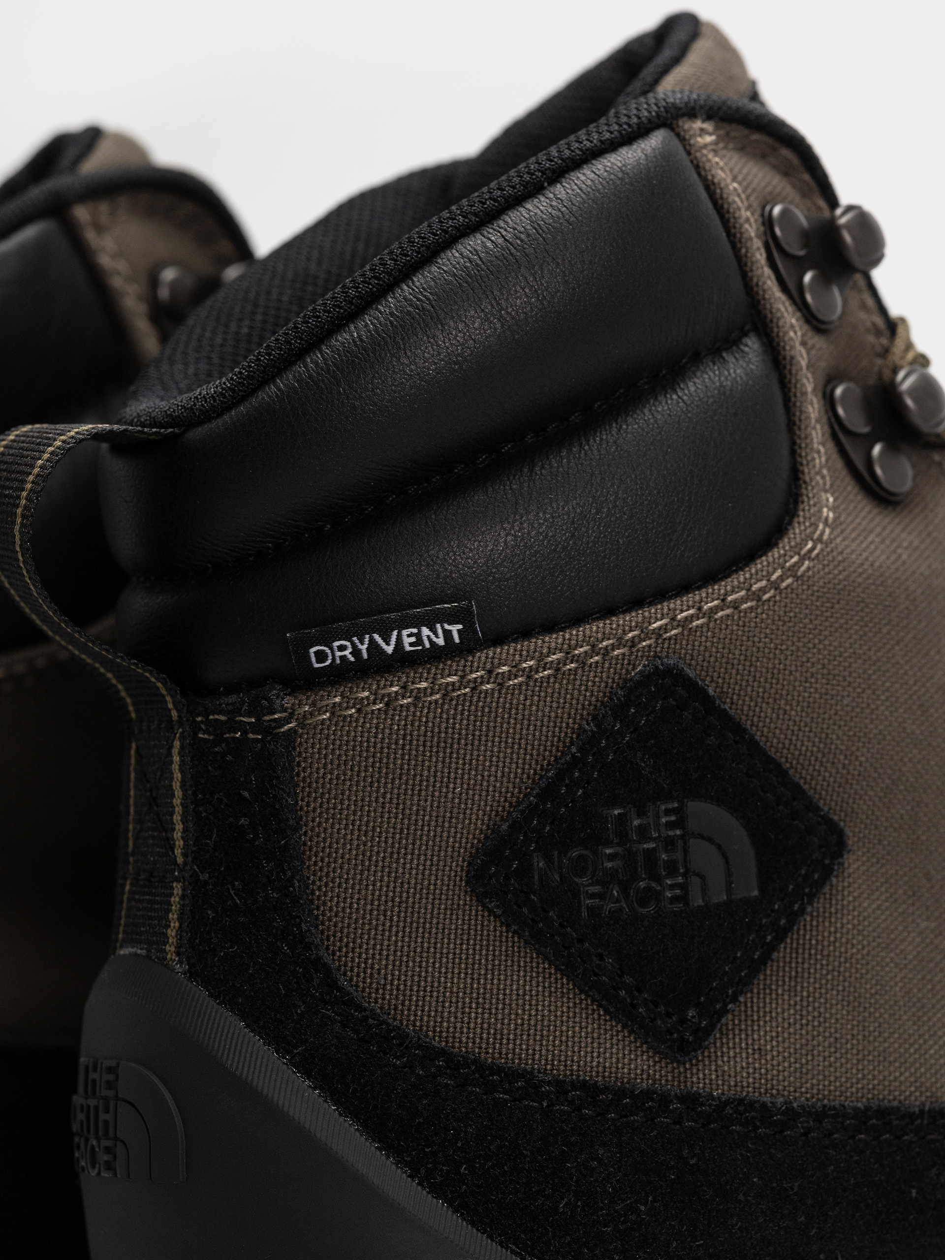 The North Face Back To Berkeley Iv Textile Wp Cipők (new taupe green/tnf black)