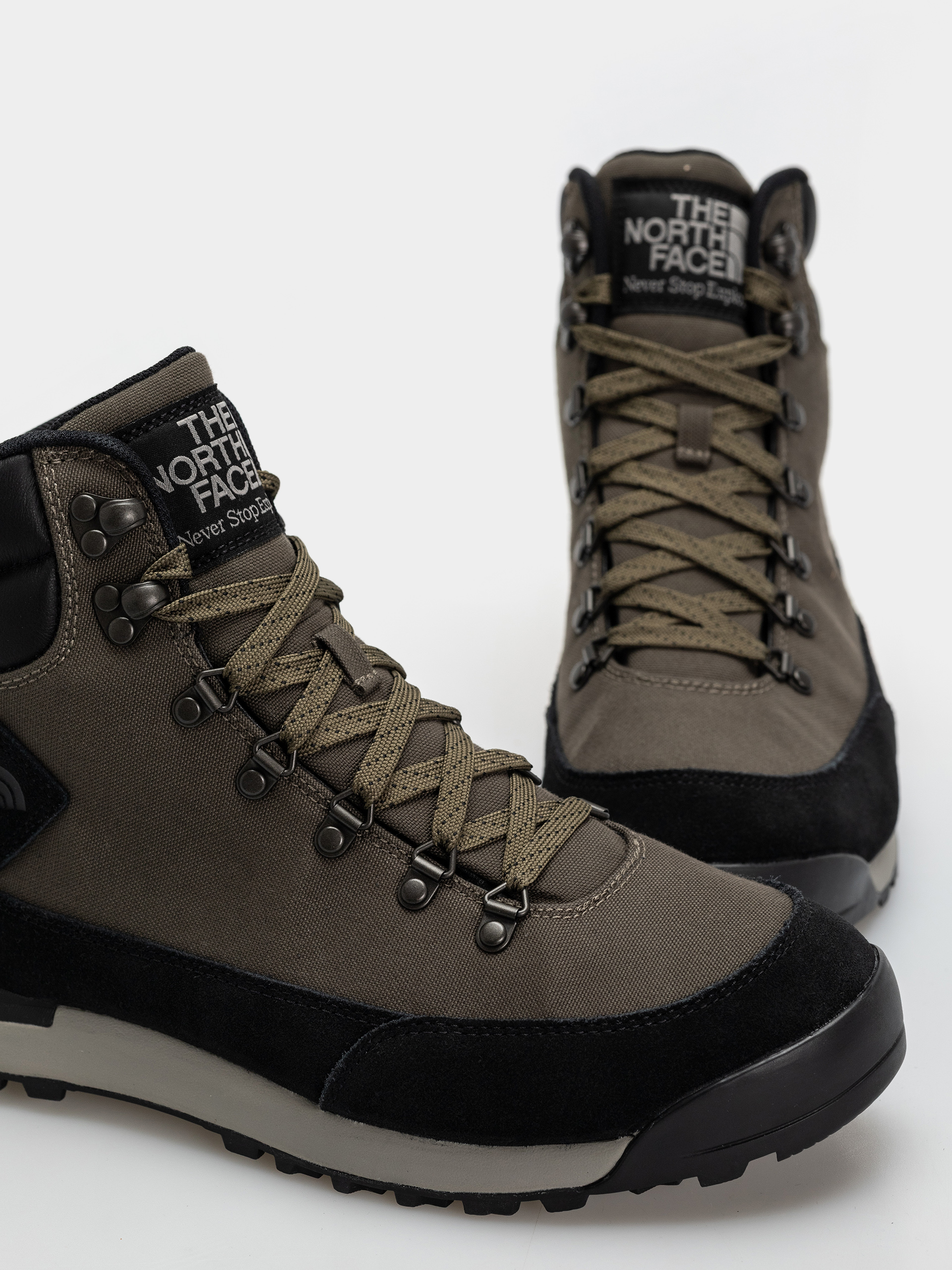 The North Face Back To Berkeley Iv Textile Wp Cipők (new taupe green/tnf black)