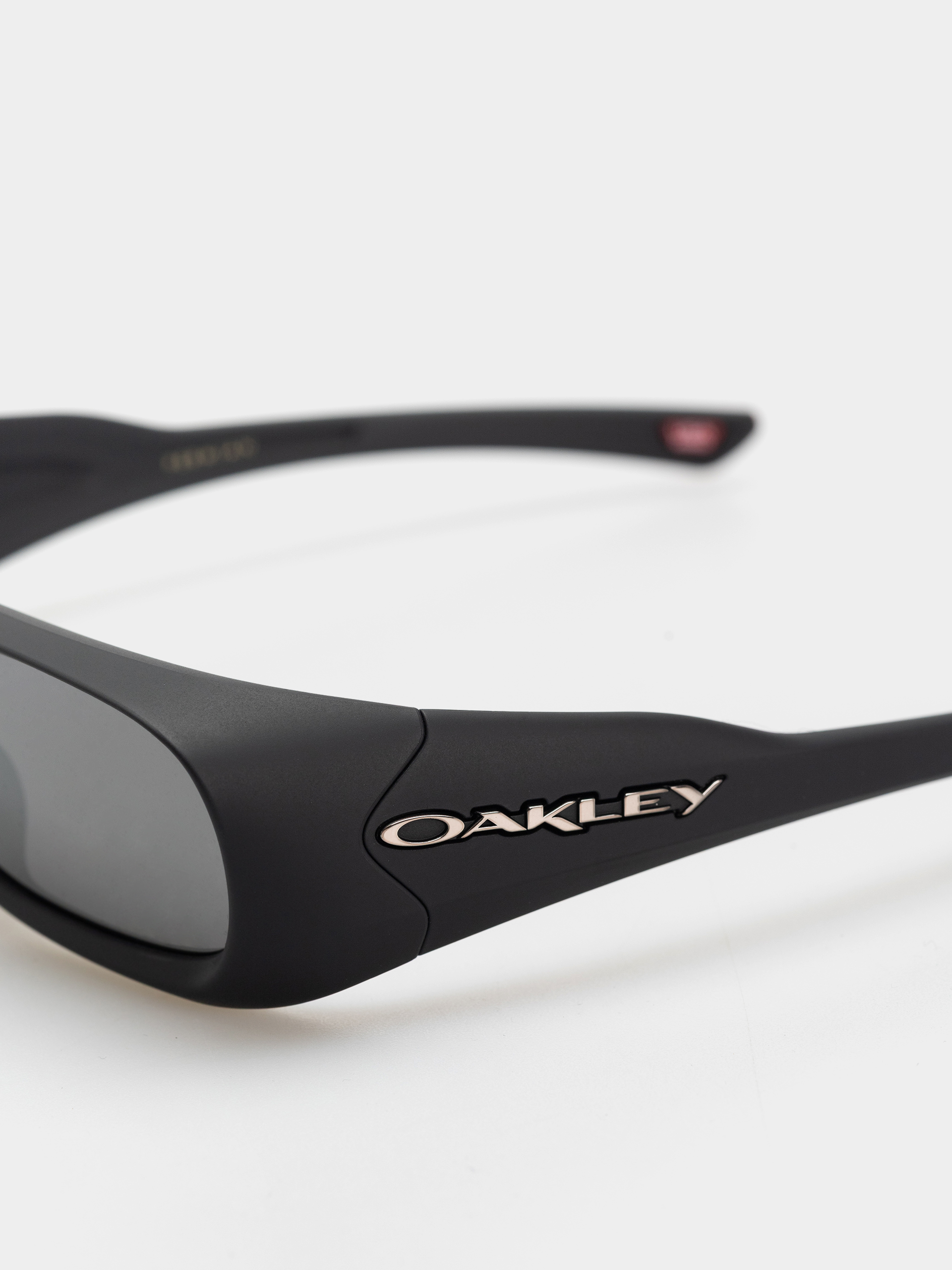 Oakley Permian Napszemüvegek (black suede/prizm black)