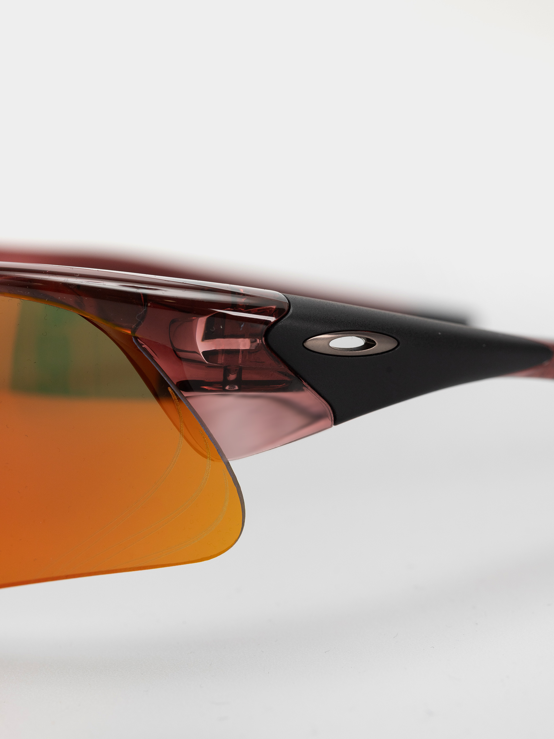 Oakley Suture Jacket Napszemüvegek (trans iron red/prizm ruby)