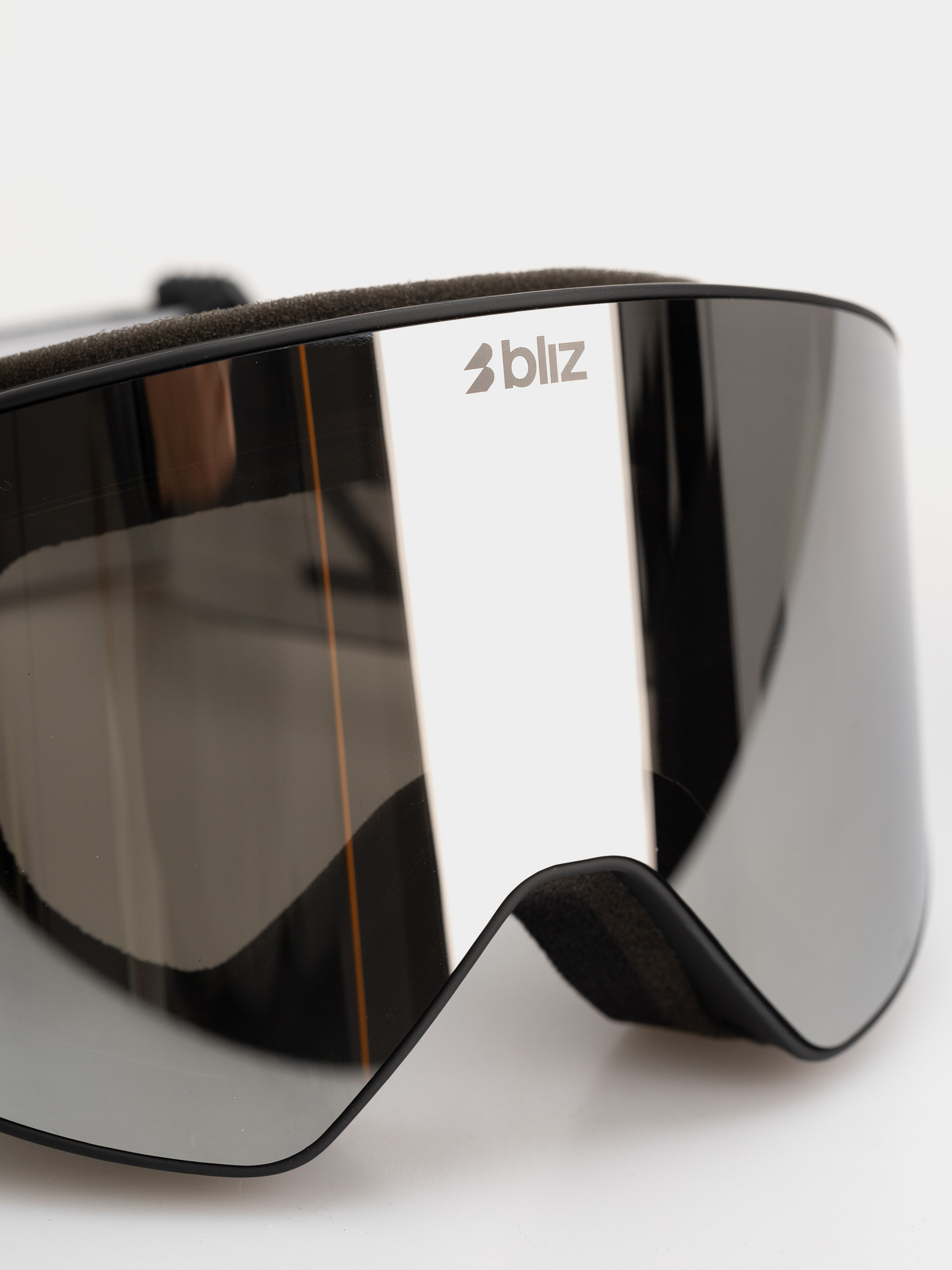 Snowboard szemüveg Bliz Flow (matte black/smoke silver mirror)