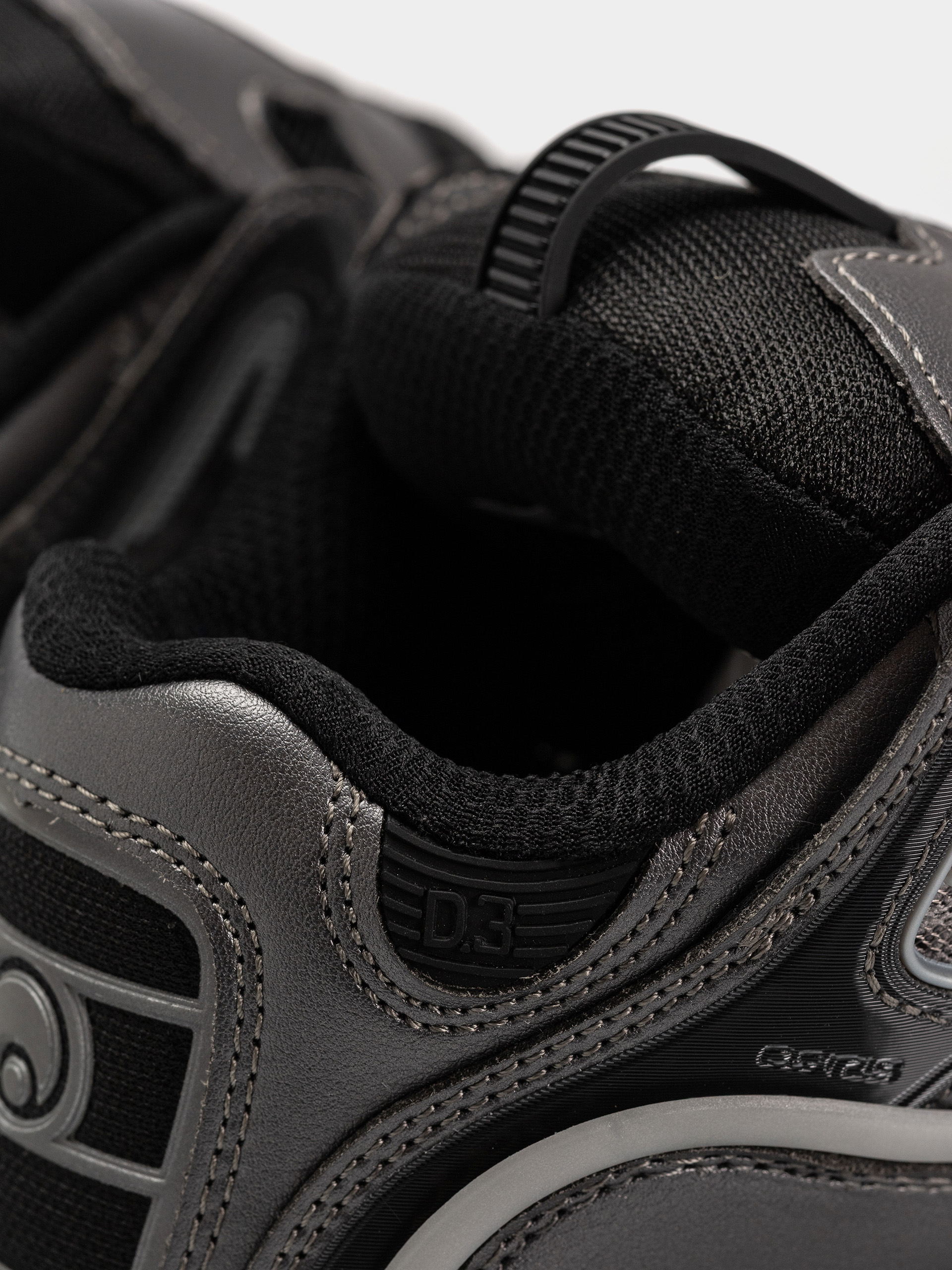 Cipők Osiris D3 2001 (grey/black/white)