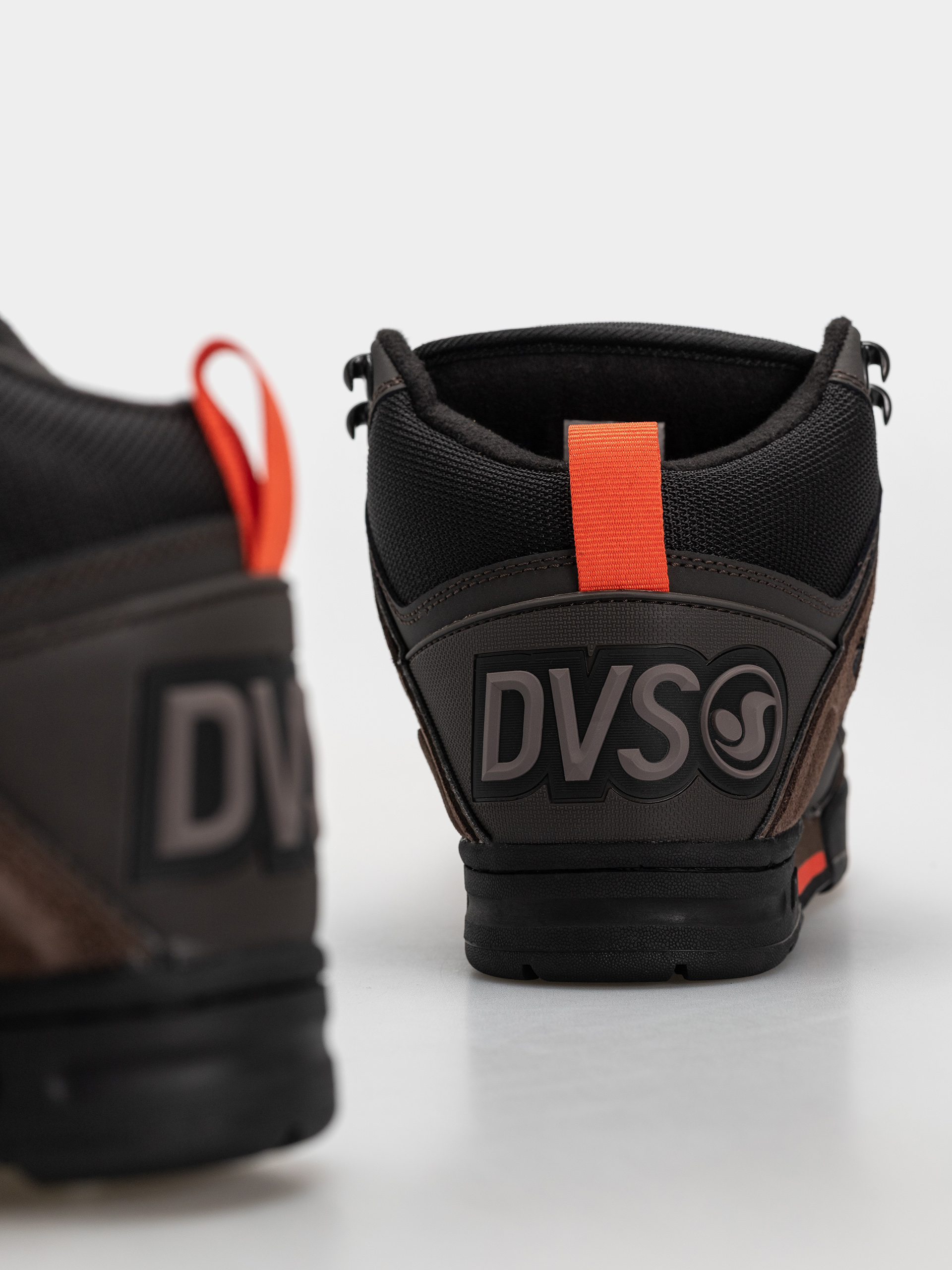 Cipők DVS Comanche (coffee/black/orange)