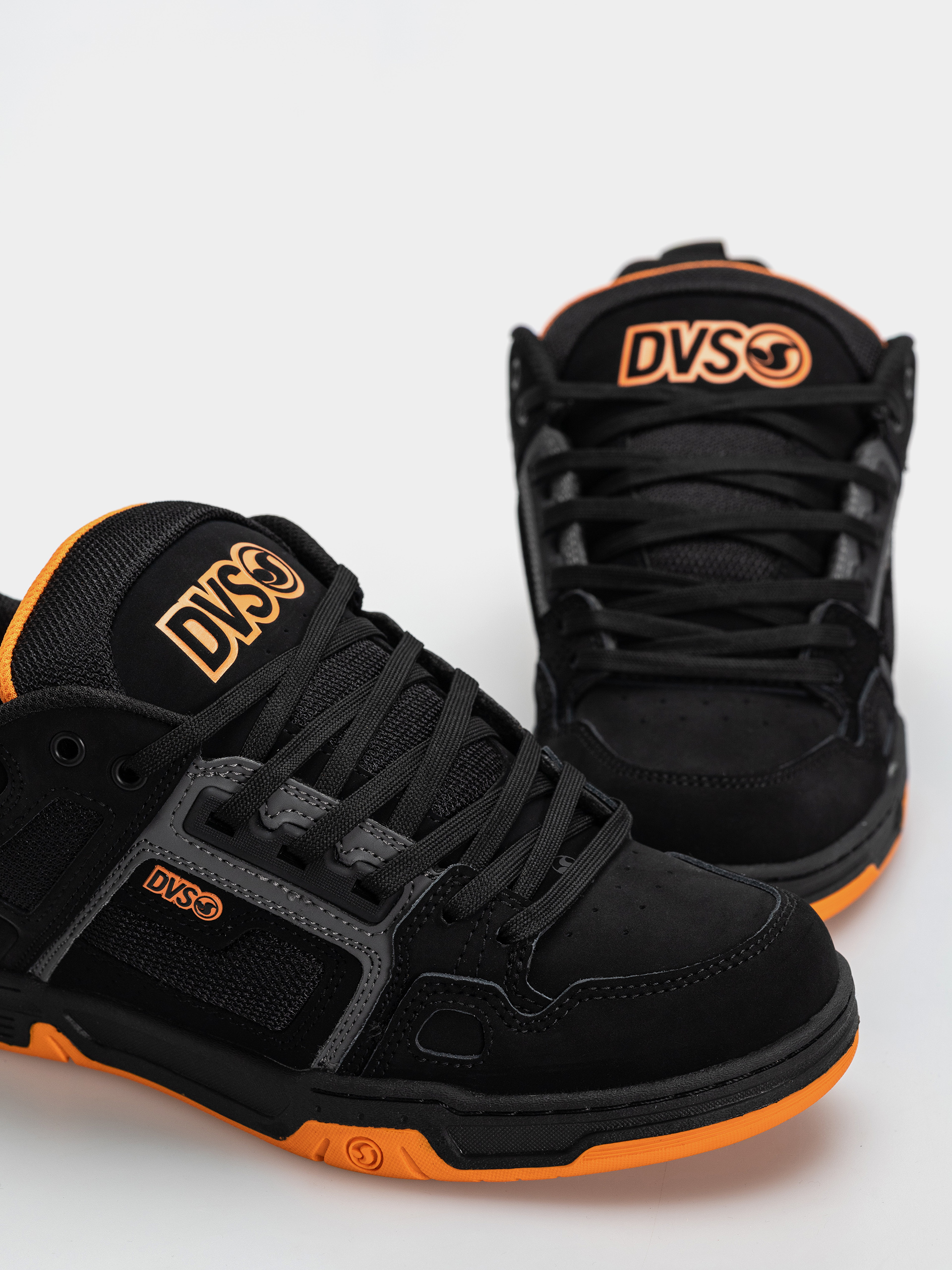 Cipők DVS Comanche (black/charcoal/orange)