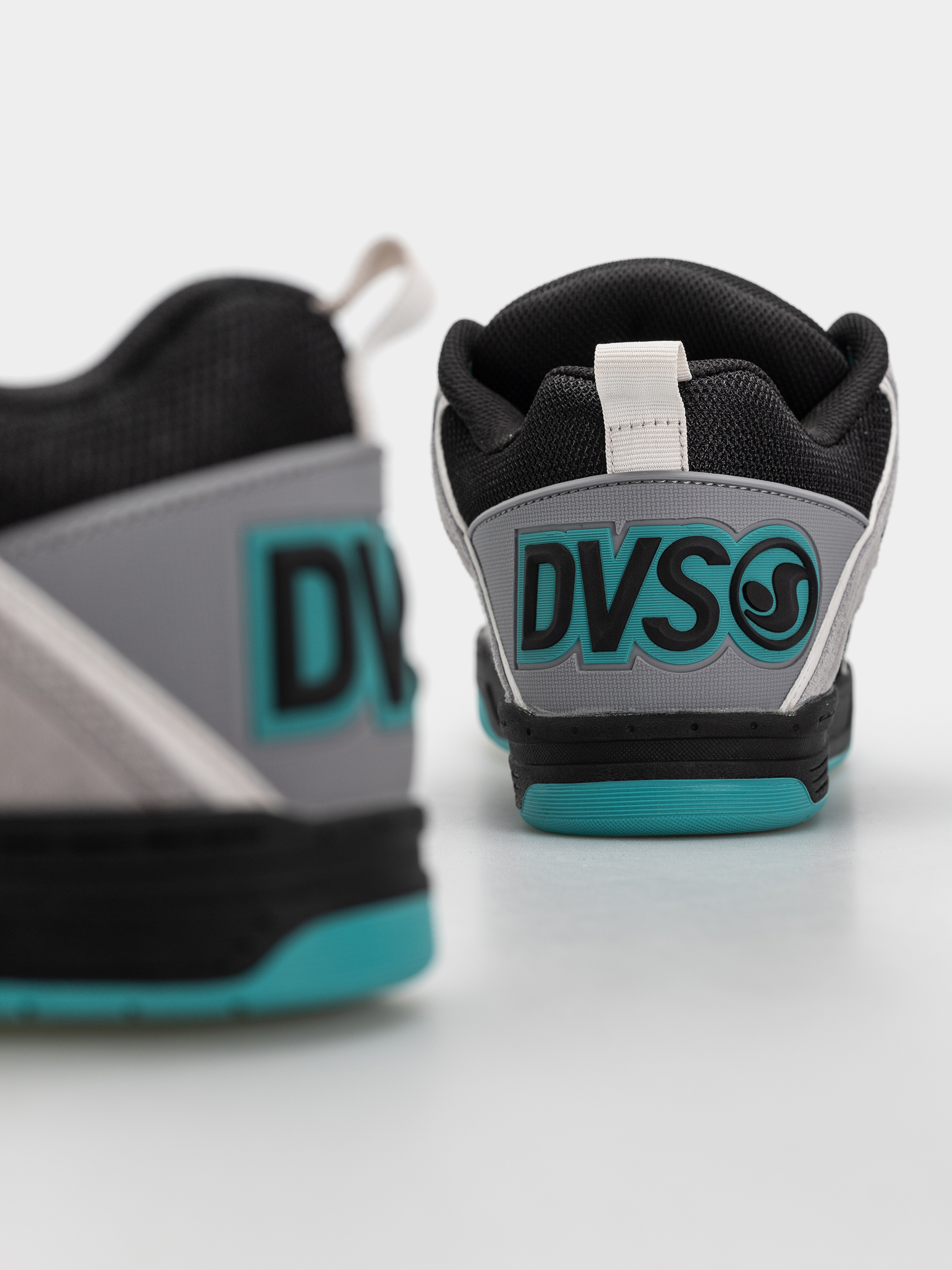 Cipők DVS Comanche (grey/black/teal)