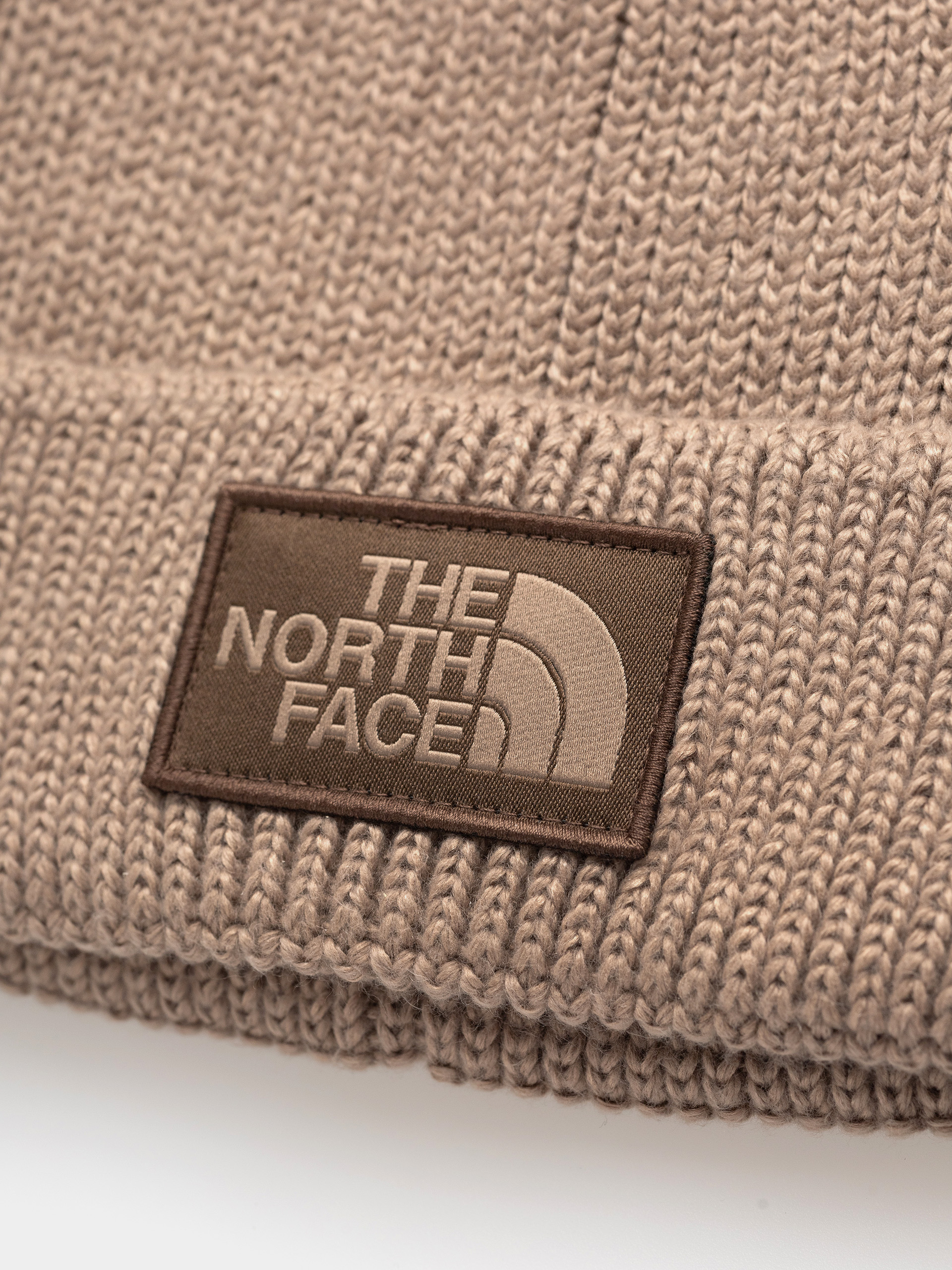 The North Face Tnf Logo Box Cuffed Sapka (garnet)