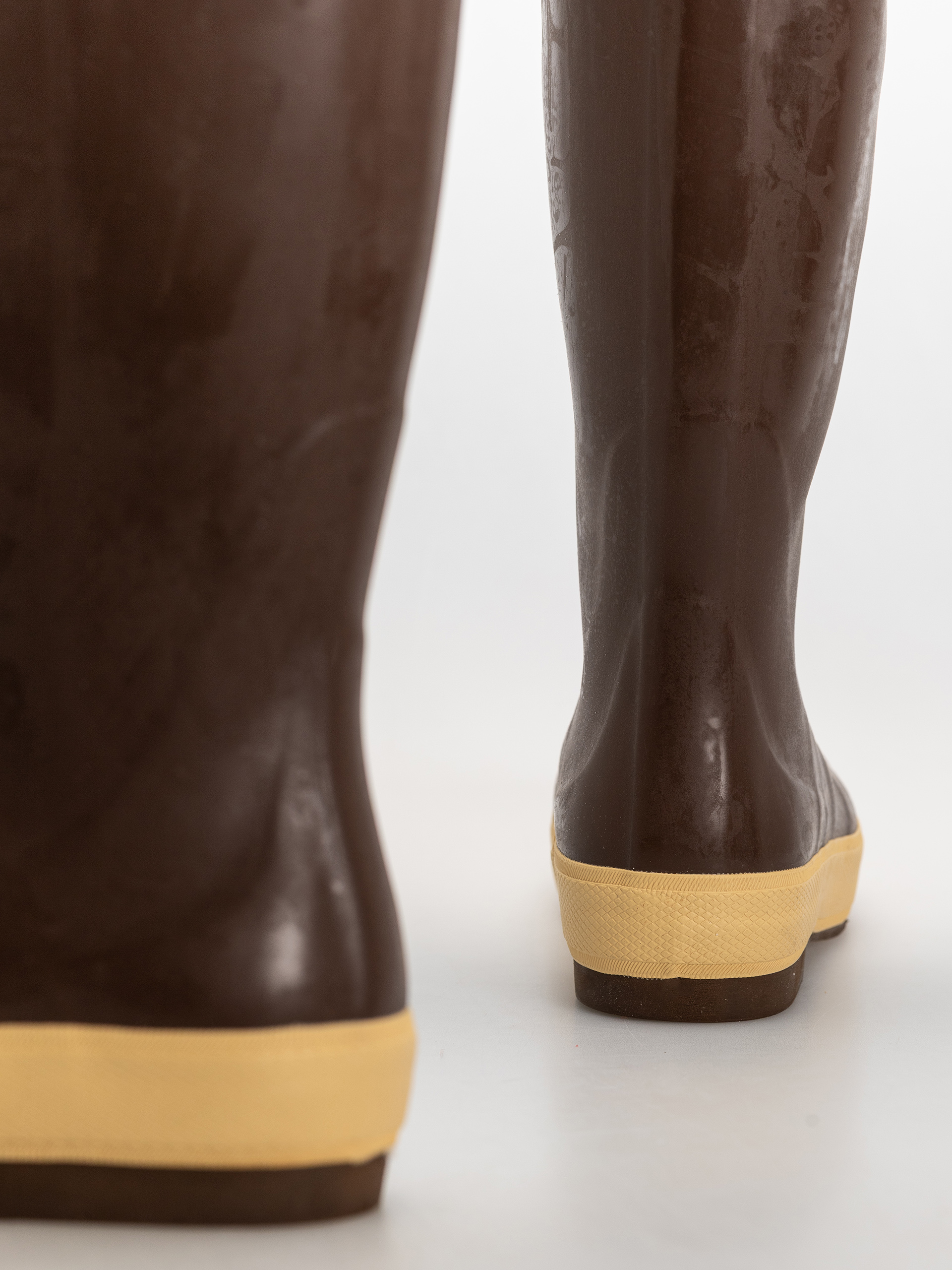 Cipők Xtratuf Salmon Sisters 15 Legacy Boot Wmn (chocolate octopus)
