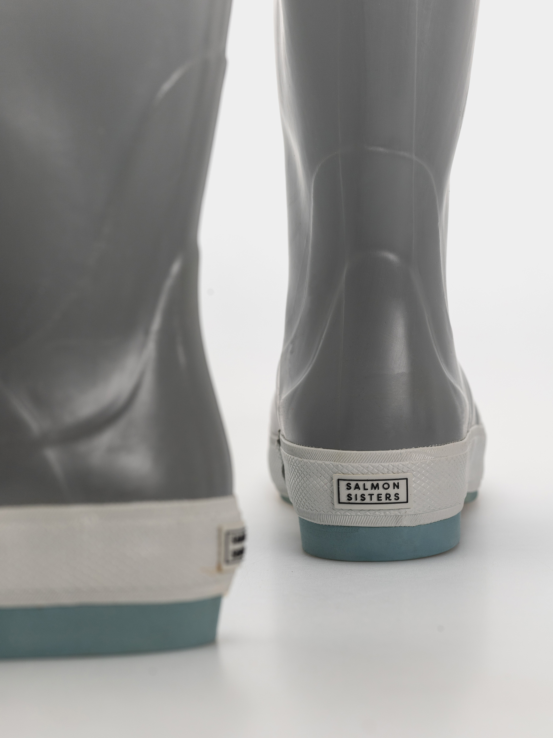 Cipők Xtratuf Salmon Sisters 15 Legacy Boot Wmn (grey sand dollar)