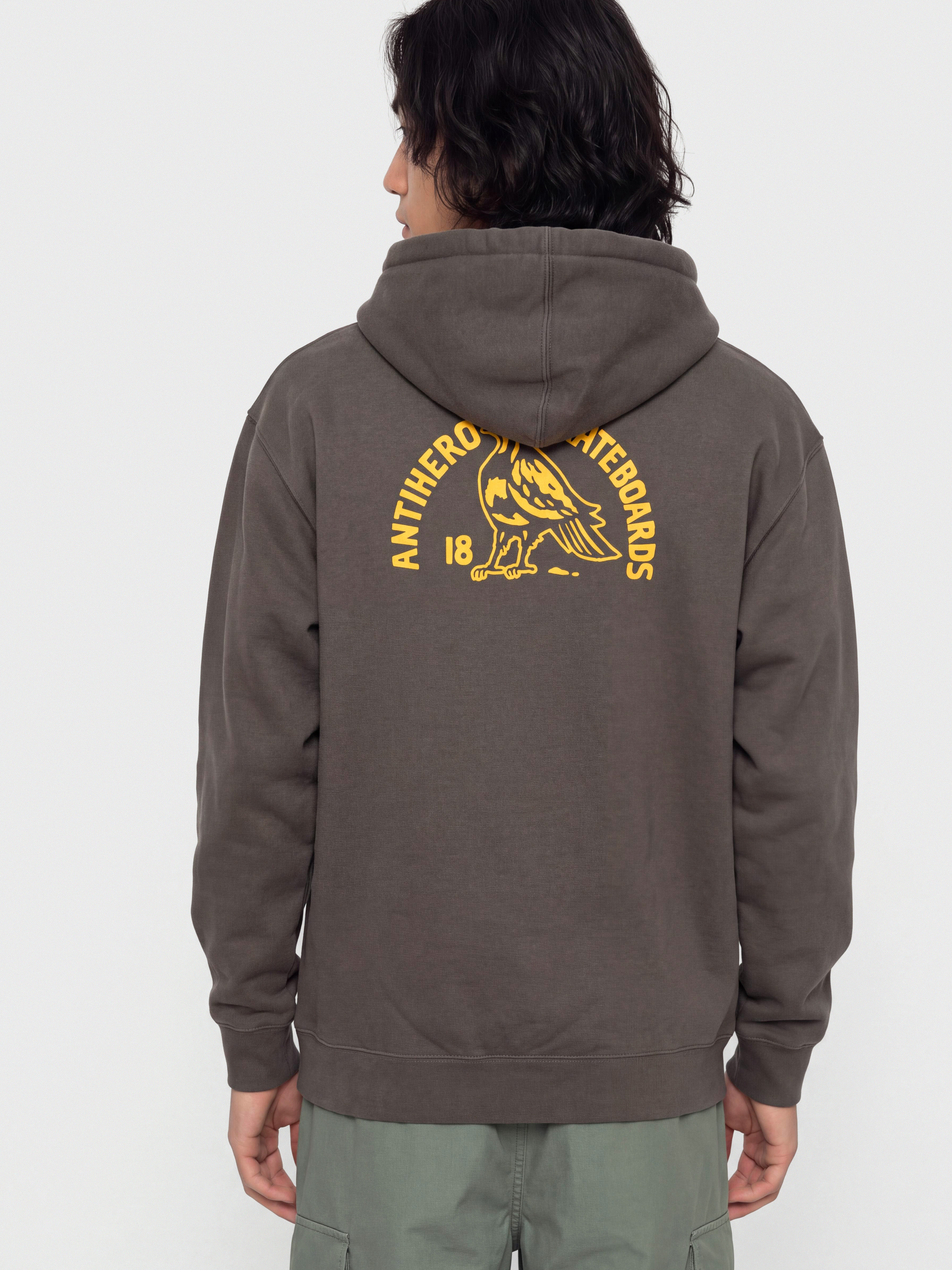Antihero Clubhouse HD Kapucnis pulóver (charcoal solid w/yellow prints)