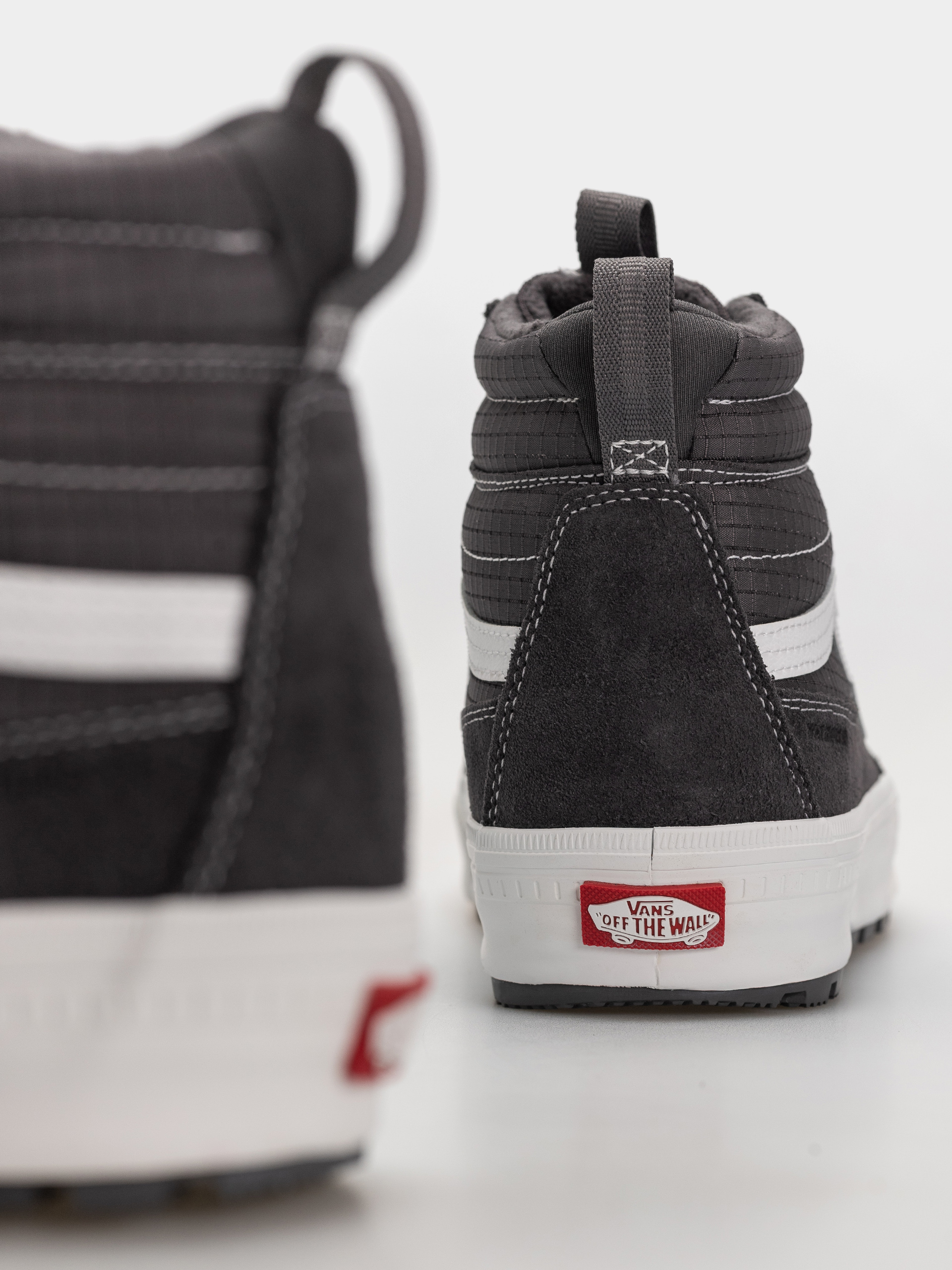 Vans Sk8 Hi Waterproof Insulated Mte Cipők (asphalt)