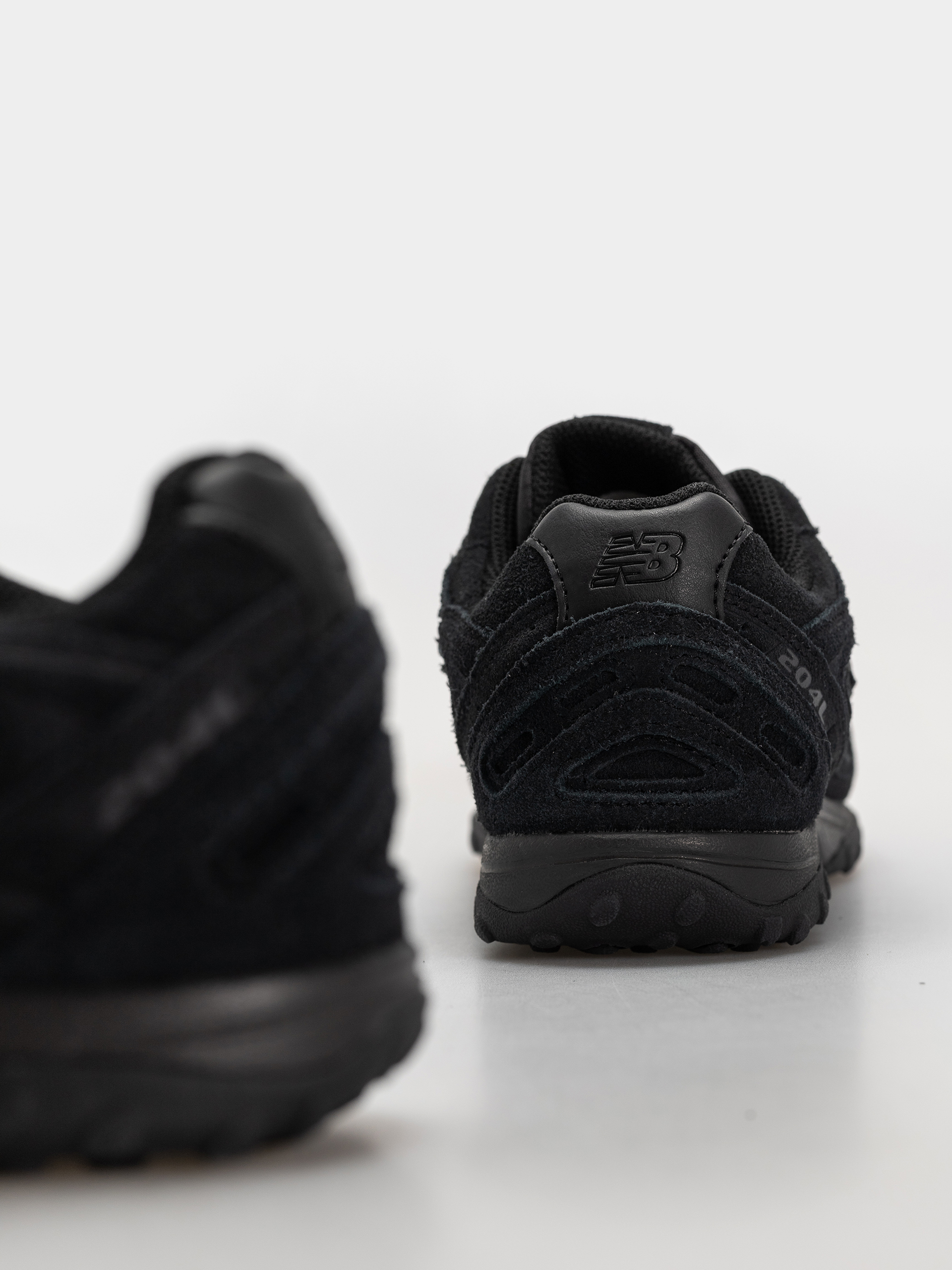 New Balance 204L Cipők (black/black cement)