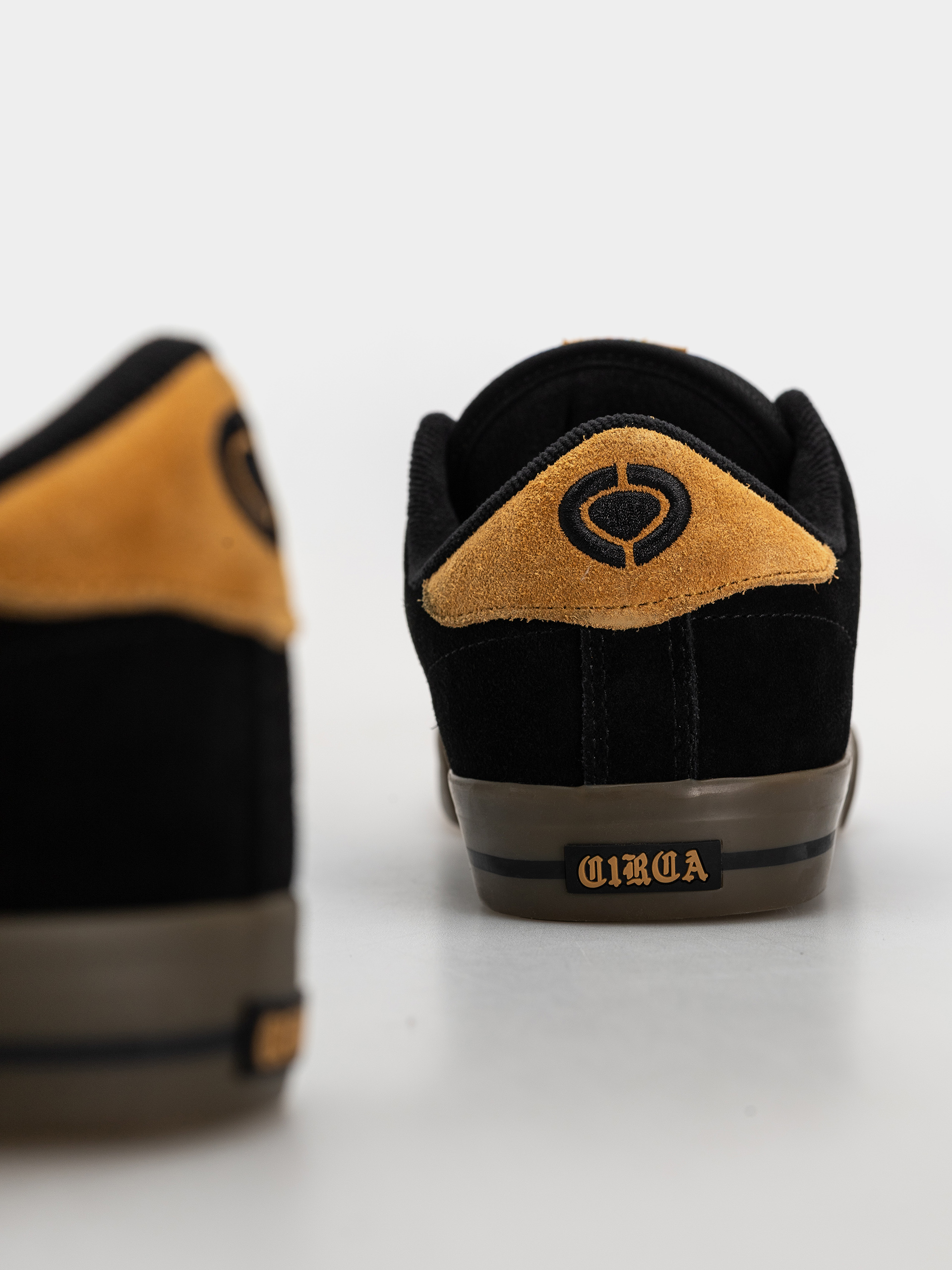 Cipők Circa Al 50 (black beeswax gum)
