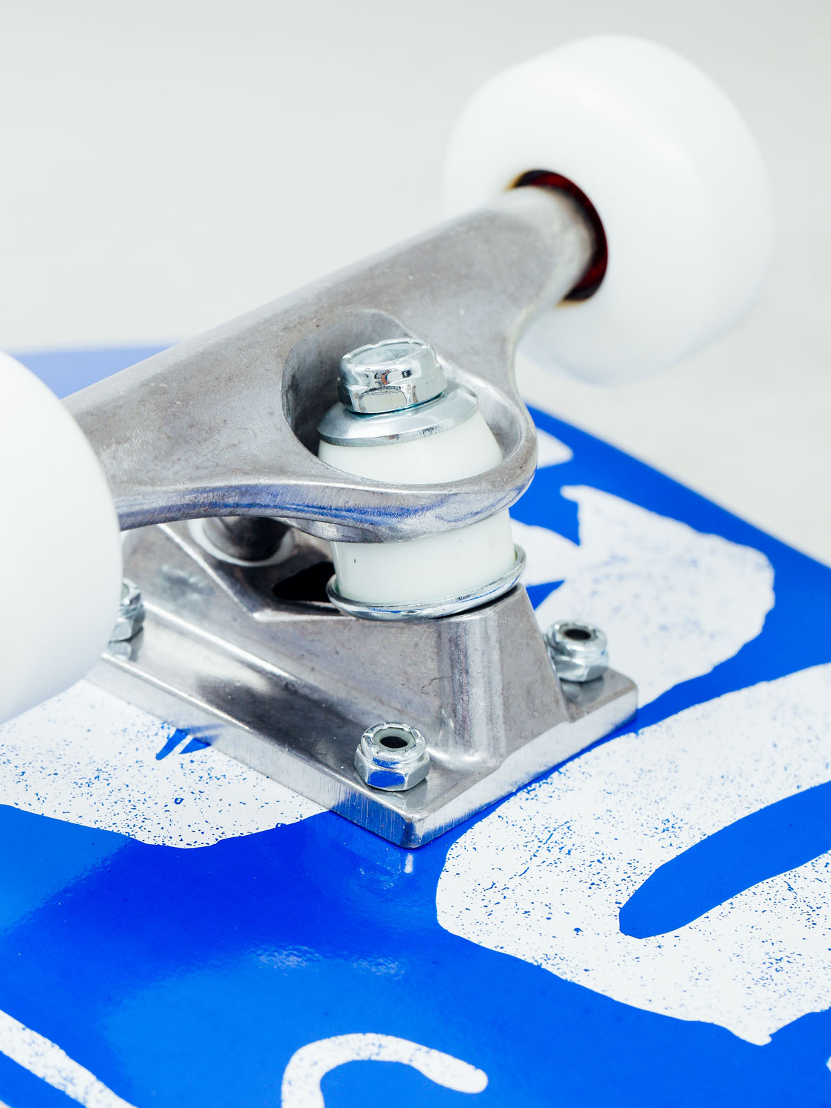 Foundation Thrasher Komplett gördeszka (blue/white)