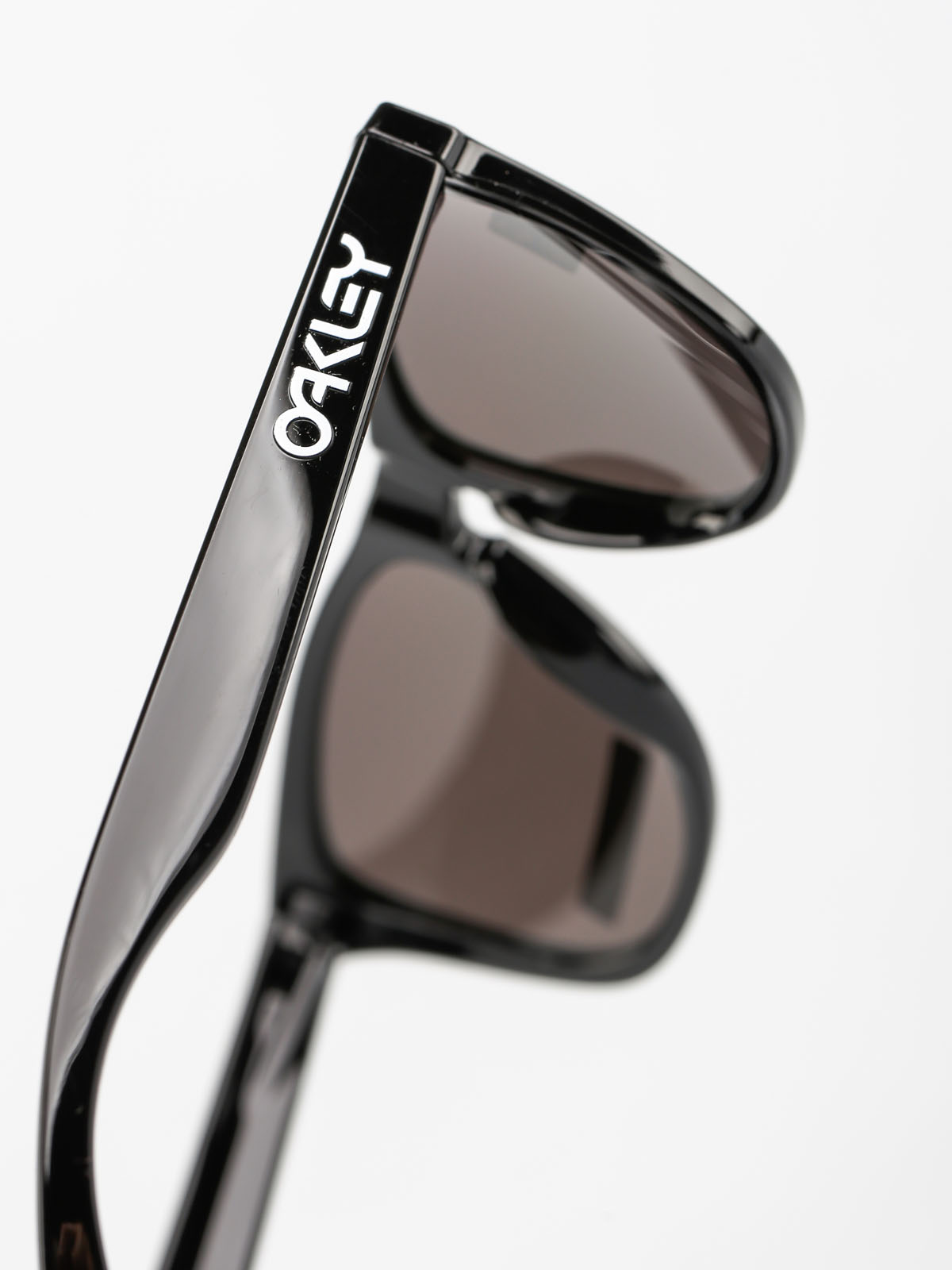 Napszemüvegek Oakley Frogskins (polished black/prizm black iridium)