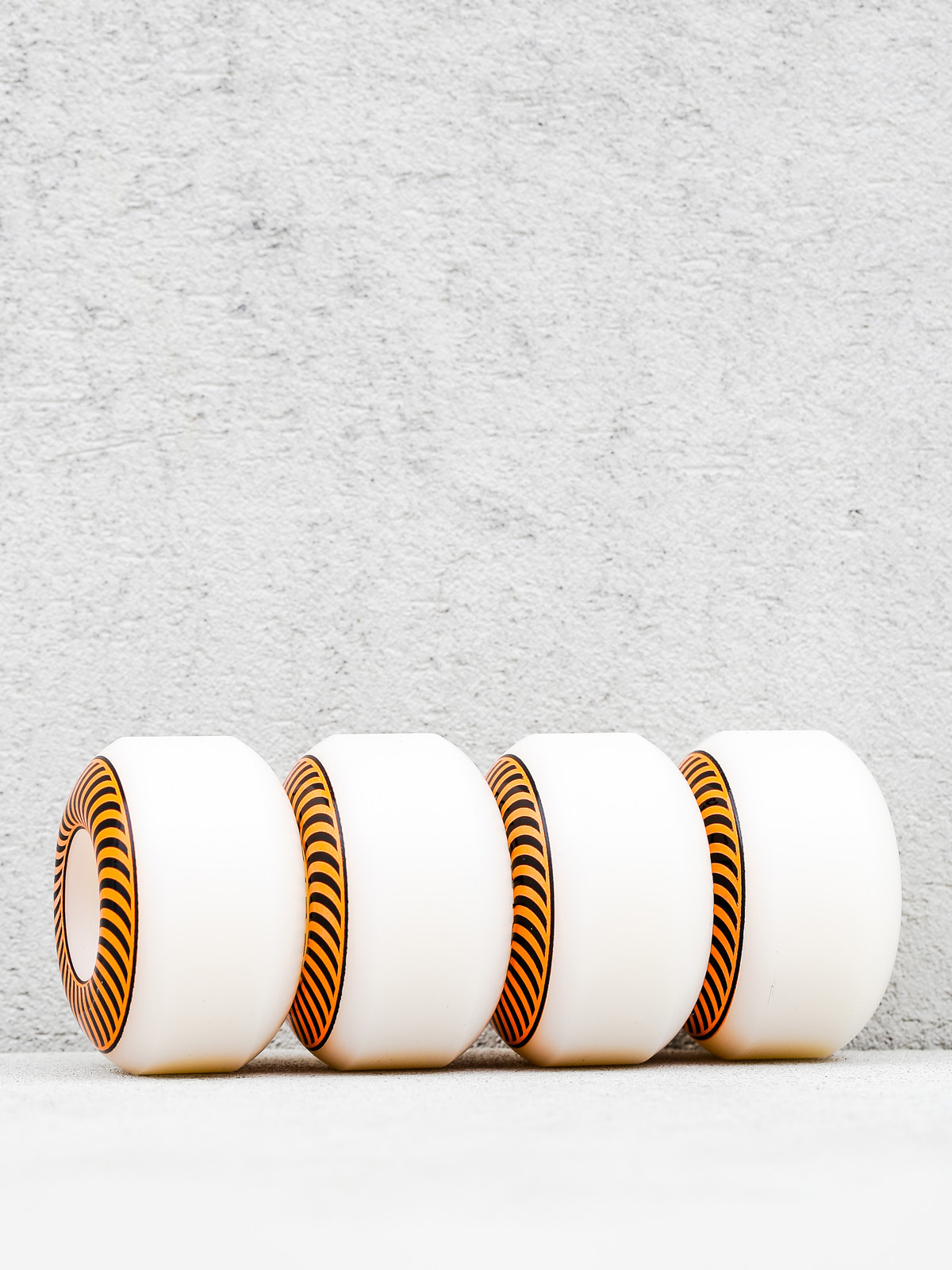 Spitfire Classic Gördeszka kerék (white/orange)