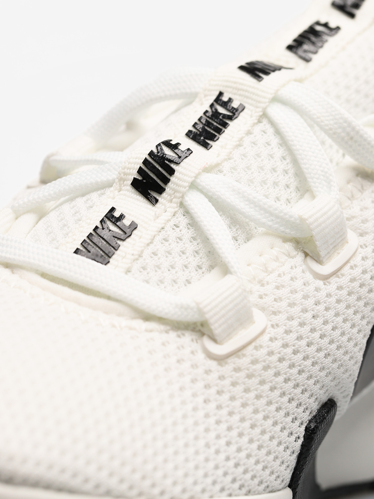 Nike Ashin Modern Wmn Cipők (summit white/black)