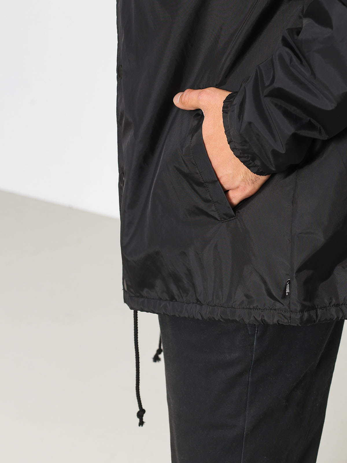 Dzseki Vans Riley (black)