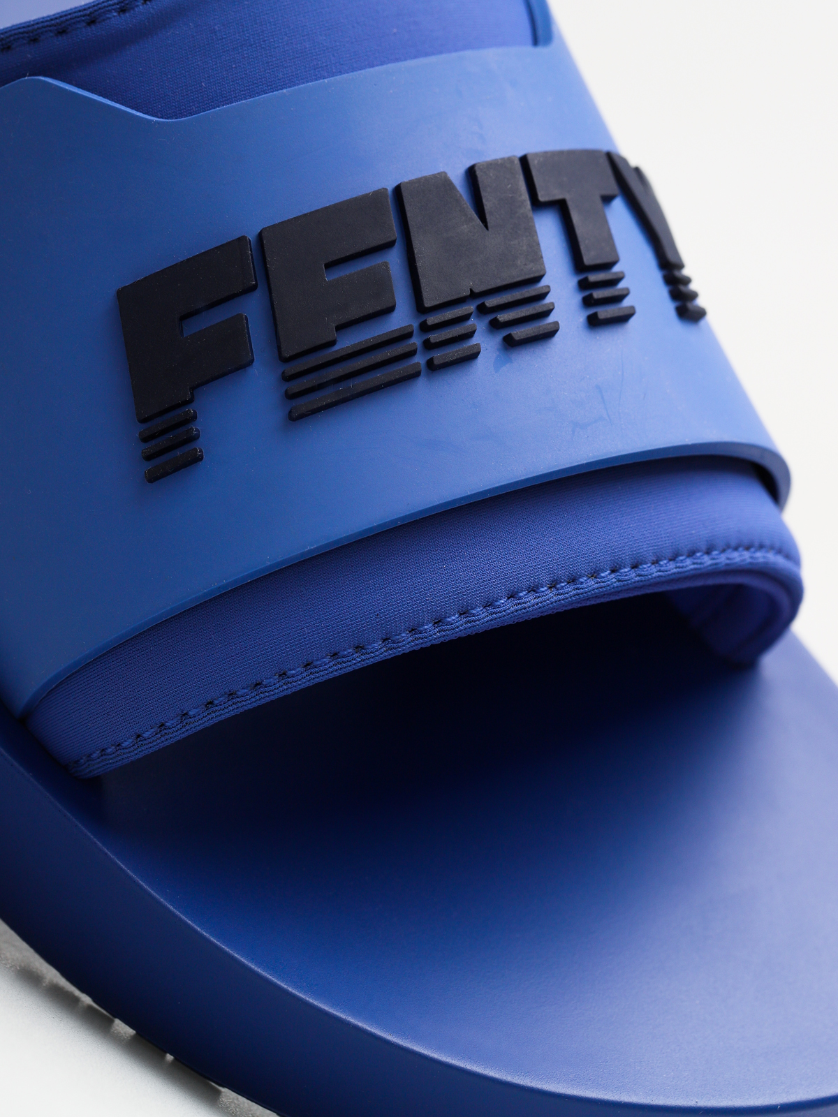 Puma Fenty Surf Slide Wmn Flip-flop papucsok (dazzling blue/evening blue)