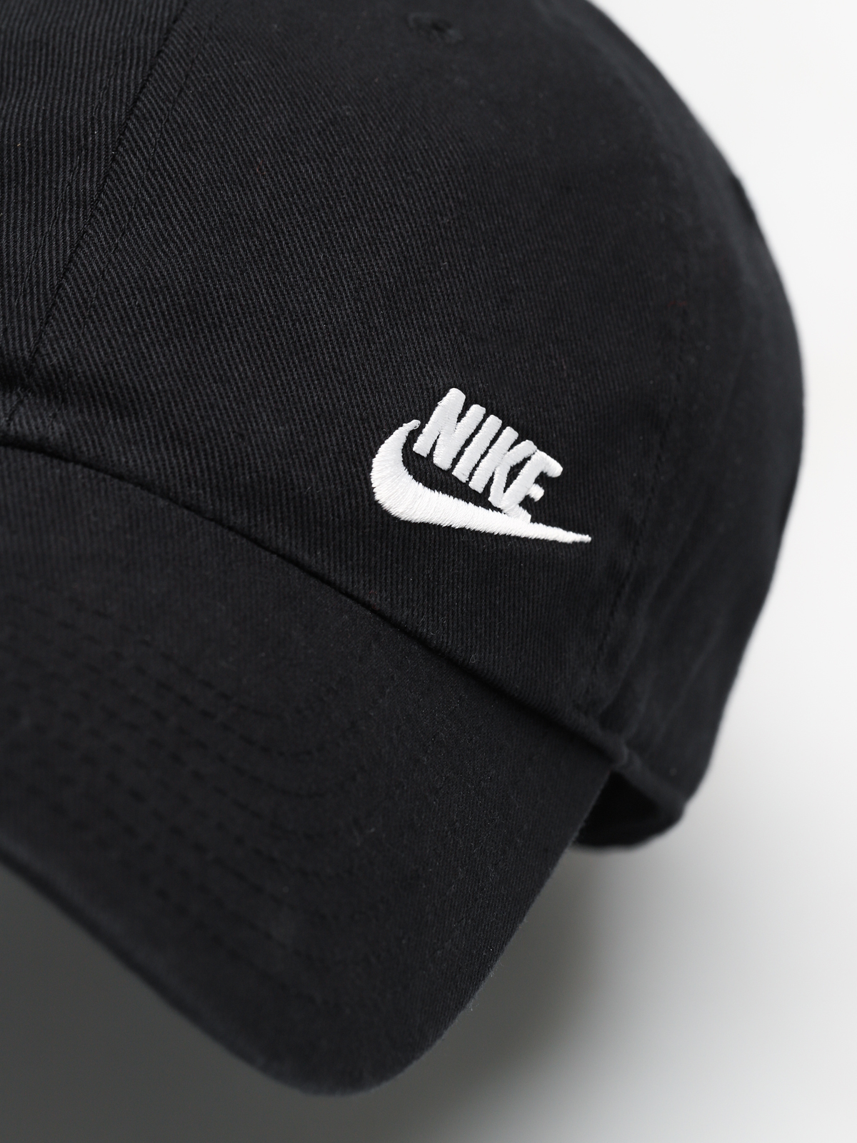 Baseball sapka Nike Sportswear Heritage 86 ZD Wmn (black/white)